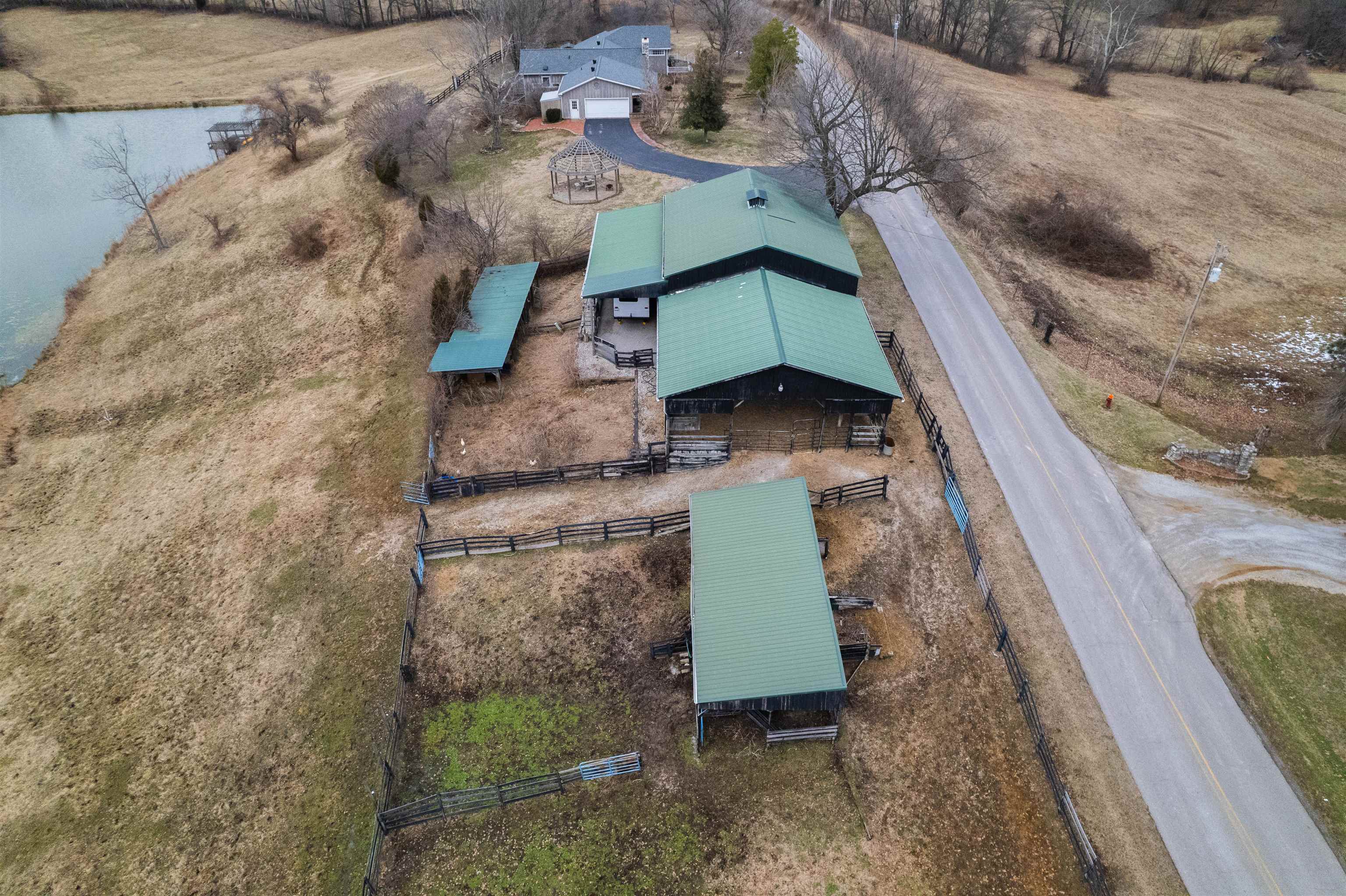 10351 Toler Bridge Road, Lewisport, Kentucky 42351, 6 Bedrooms Bedrooms, ,4 BathroomsBathrooms,Single Family Residence,For Sale,Toler Bridge Road,92321