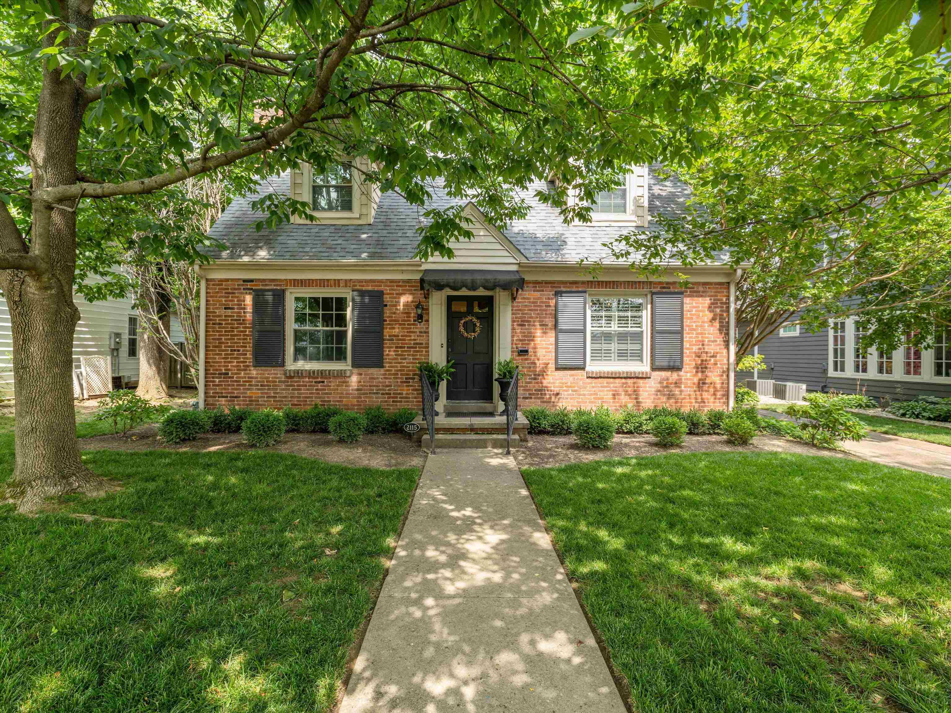 2115 Griffith Place E., Owensboro, Kentucky 42301, 3 Bedrooms Bedrooms, ,1 BathroomBathrooms,Single Family Residence,For Sale,Griffith Place E.,92322
