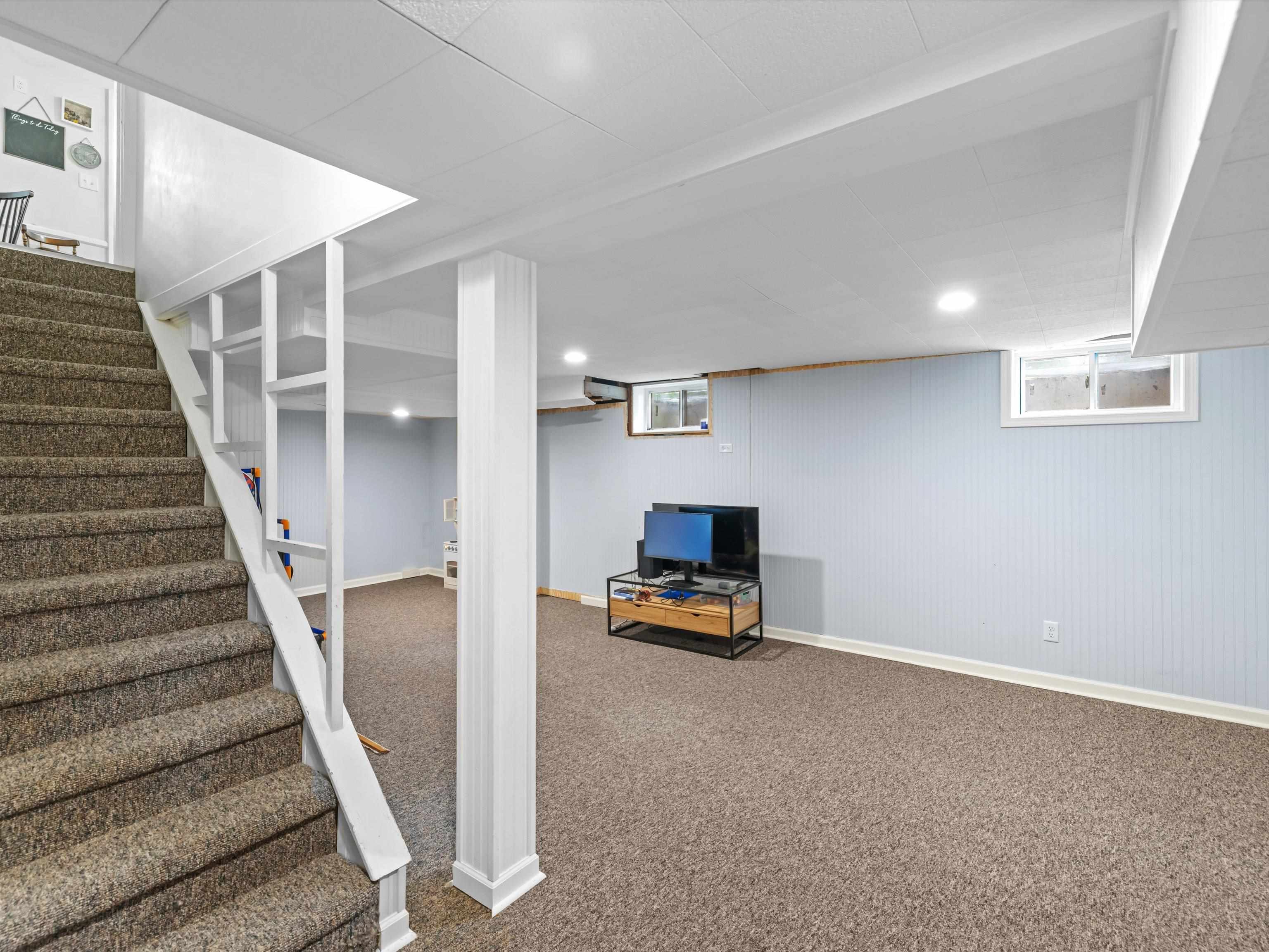 2115 Griffith Place E., Owensboro, Kentucky 42301, 3 Bedrooms Bedrooms, ,1 BathroomBathrooms,Single Family Residence,For Sale,Griffith Place E.,92322