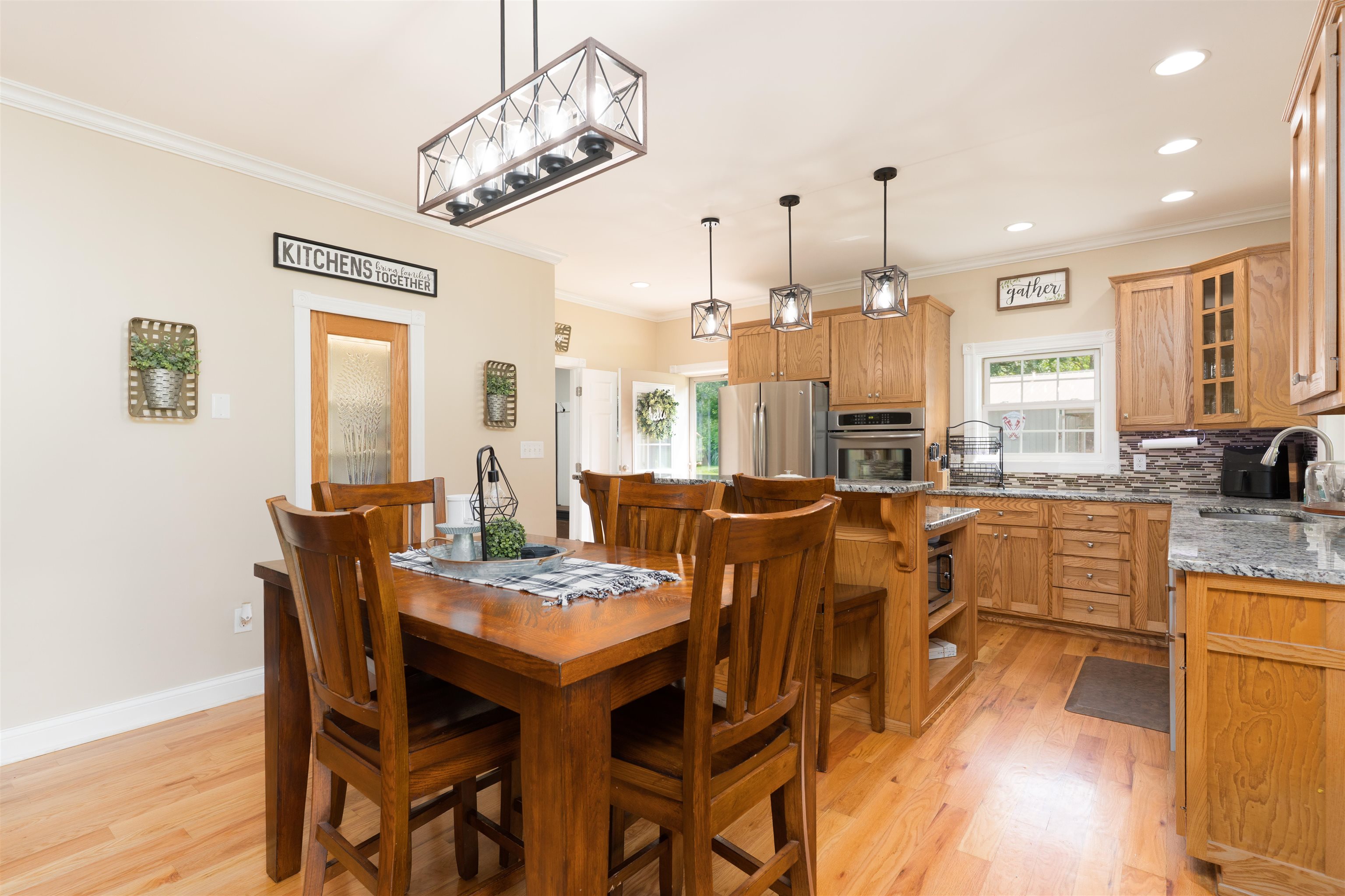 3619 Hayden Rd, Owensboro, Kentucky 42303, 3 Bedrooms Bedrooms, ,3 BathroomsBathrooms,Single Family Residence,For Sale,Hayden Rd,92324