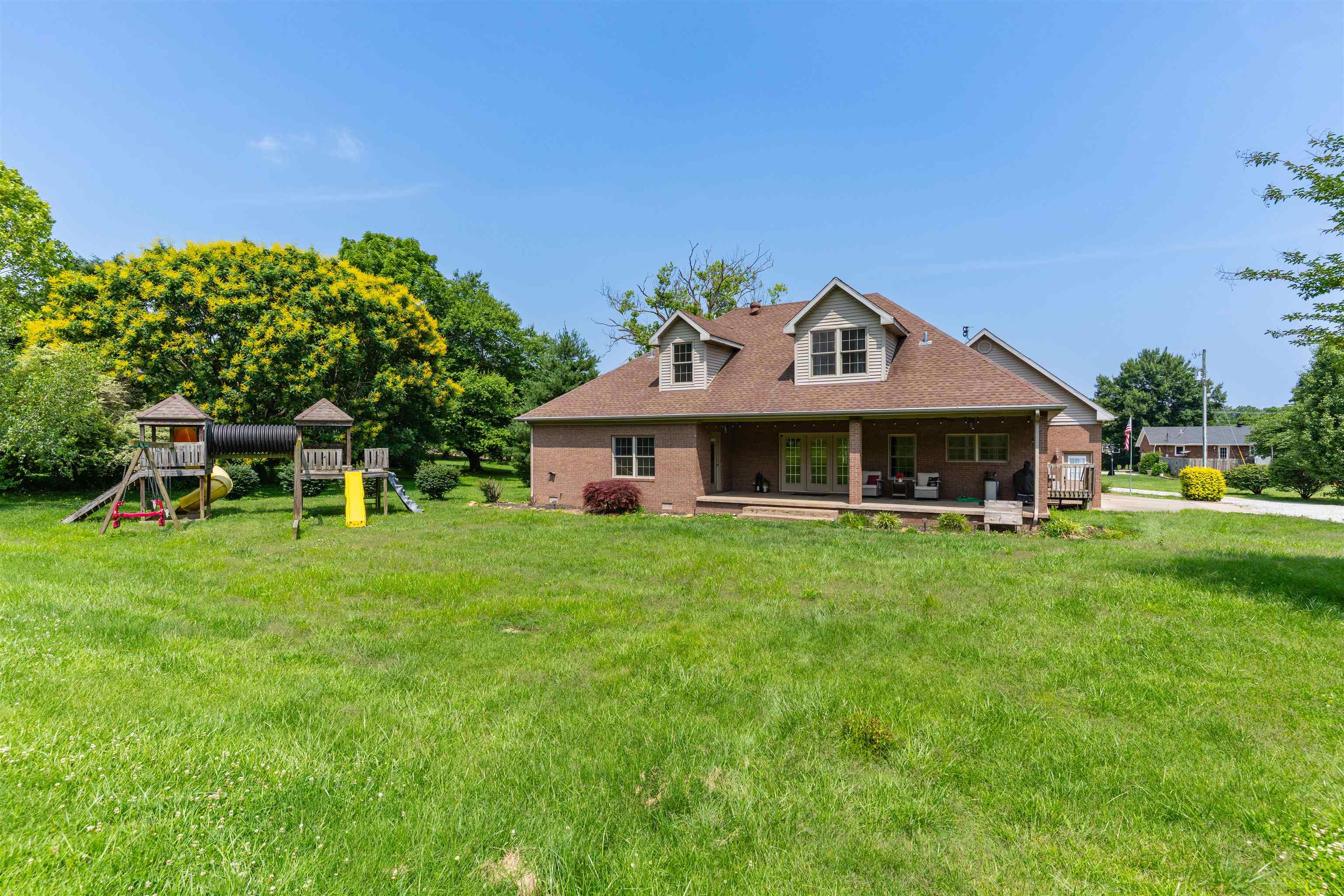 3619 Hayden Rd, Owensboro, Kentucky 42303, 3 Bedrooms Bedrooms, ,3 BathroomsBathrooms,Single Family Residence,For Sale,Hayden Rd,92324