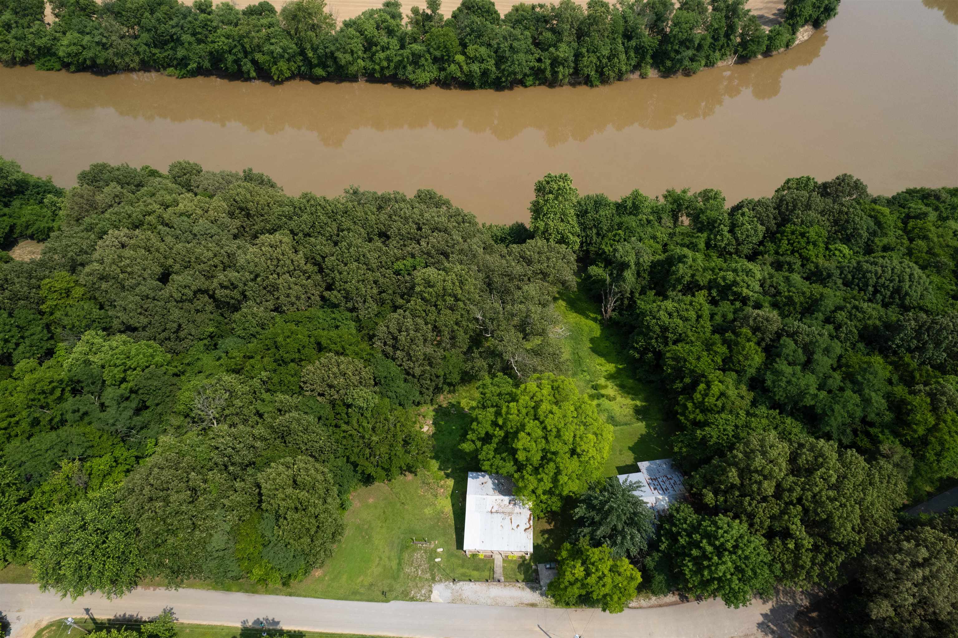 150 Highbanks Ferry Rd, Slaughters, Kentucky 42456, 2 Bedrooms Bedrooms, ,1 BathroomBathrooms,Single Family Residence,For Sale,Highbanks Ferry Rd,92326