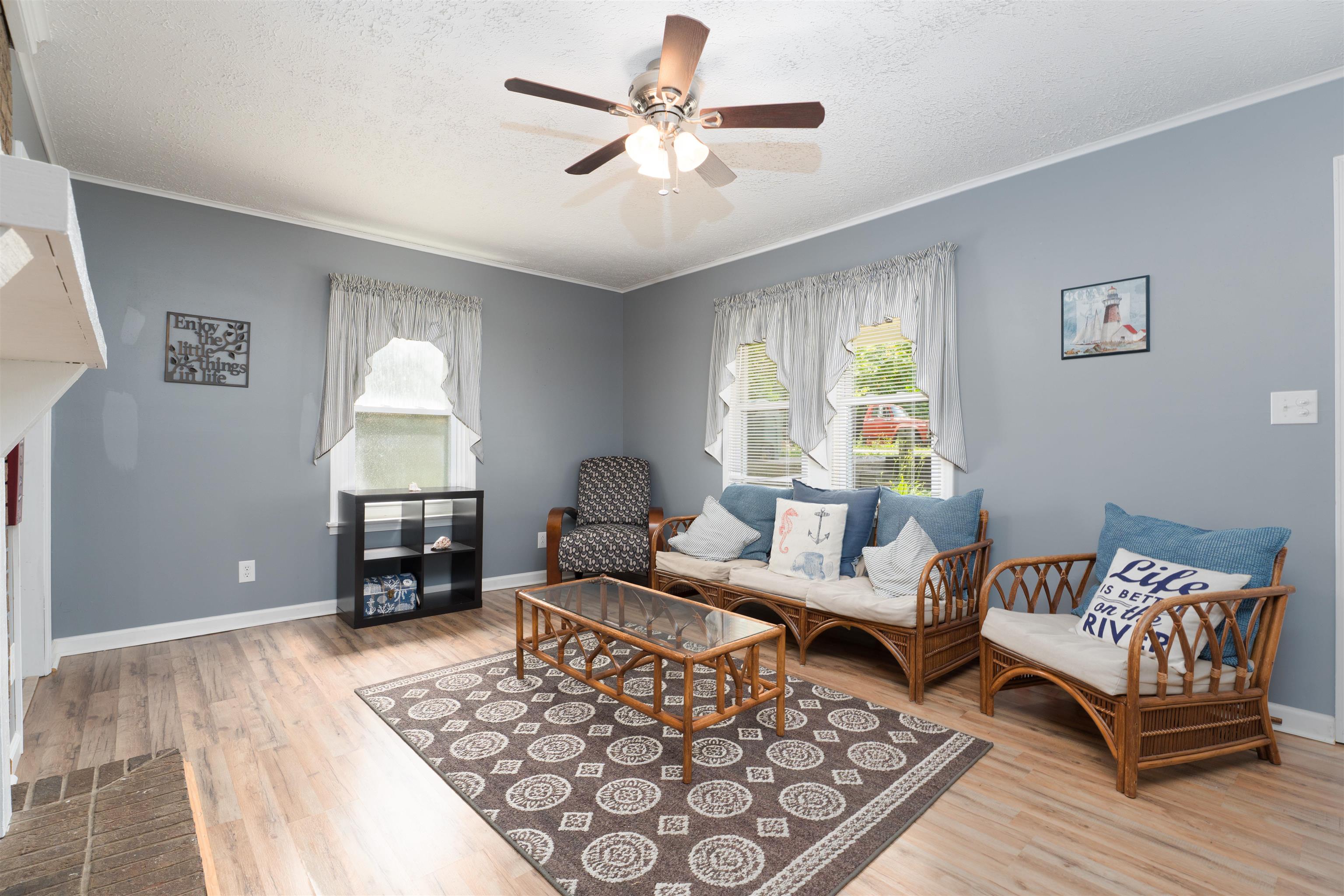 150 Highbanks Ferry Rd, Slaughters, Kentucky 42456, 2 Bedrooms Bedrooms, ,1 BathroomBathrooms,Single Family Residence,For Sale,Highbanks Ferry Rd,92326