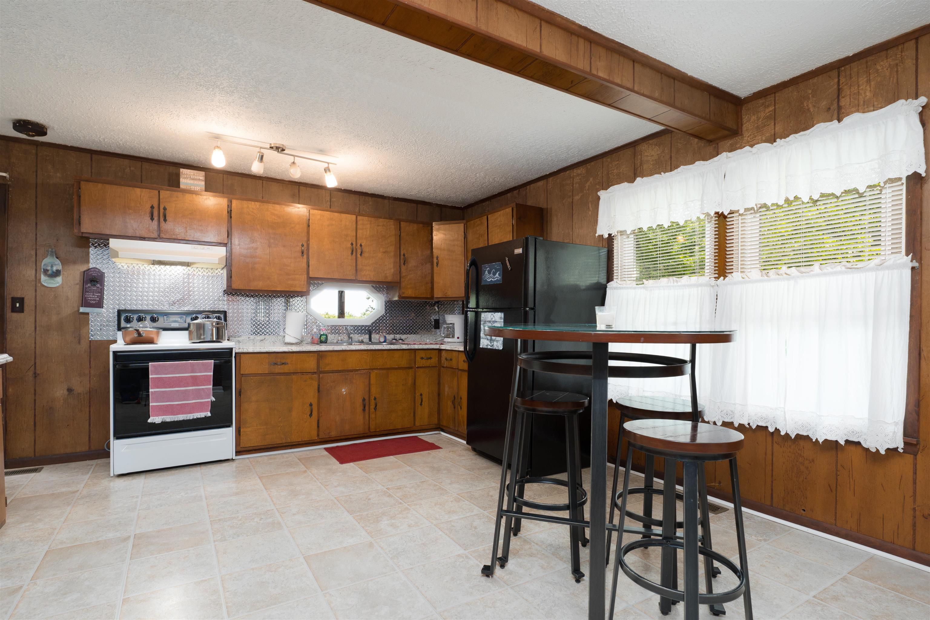 150 Highbanks Ferry Rd, Slaughters, Kentucky 42456, 2 Bedrooms Bedrooms, ,1 BathroomBathrooms,Single Family Residence,For Sale,Highbanks Ferry Rd,92326