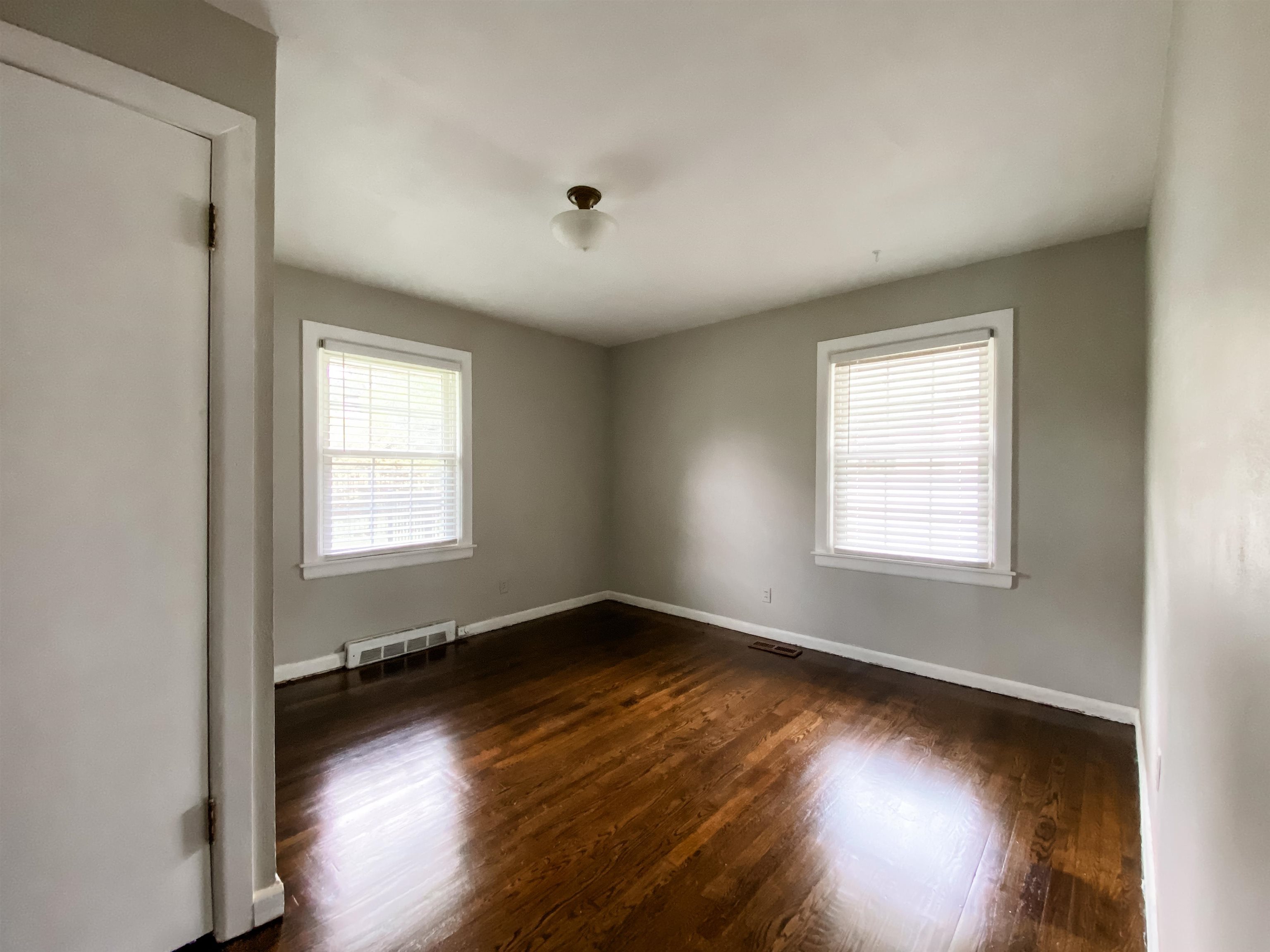 2020 York Dr, Owensboro, Kentucky 42301, 3 Bedrooms Bedrooms, ,2 BathroomsBathrooms,Single Family Residence,For Sale,York Dr,92329