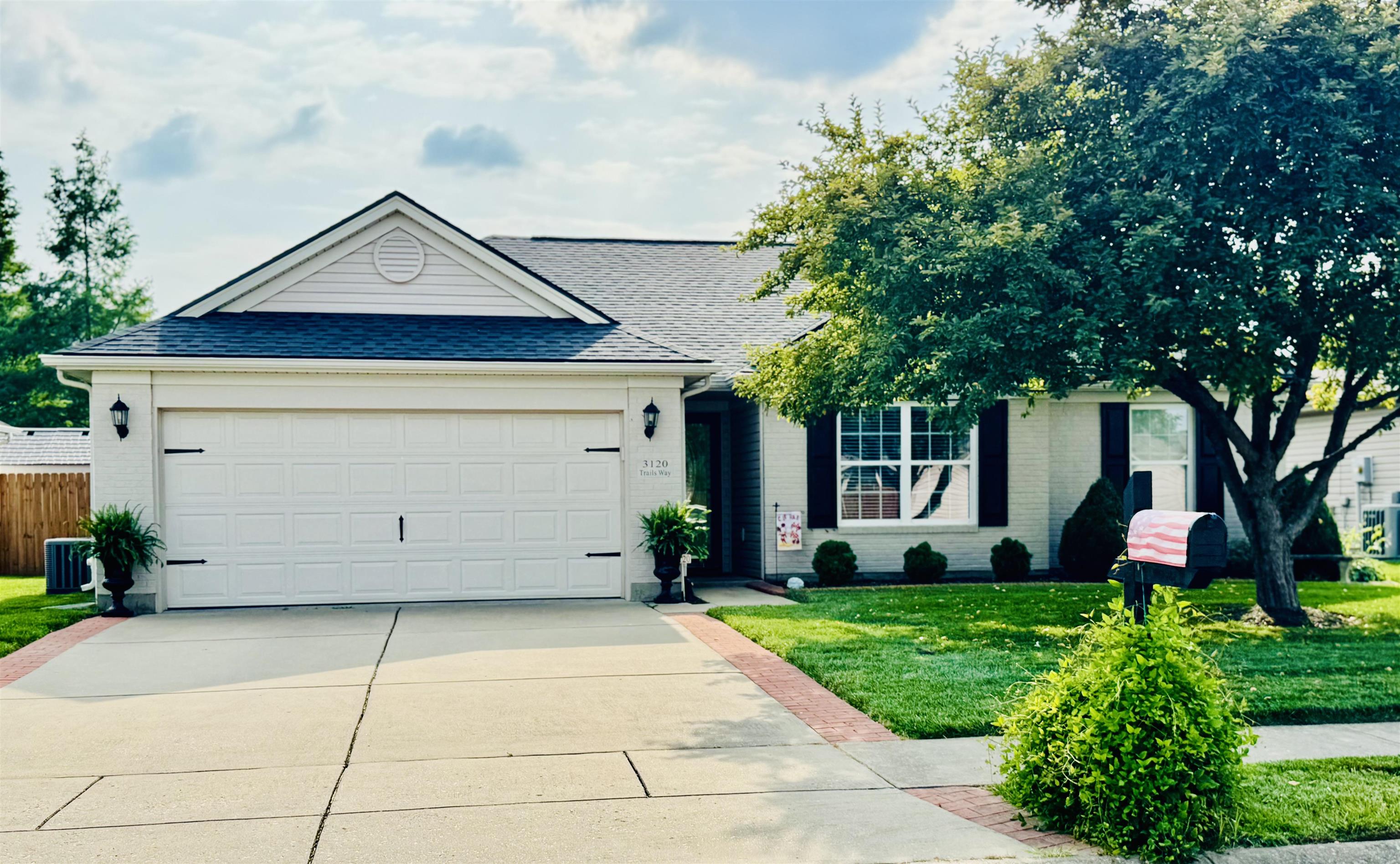 3120 Trails Way, Owensboro, Kentucky 42303, 3 Bedrooms Bedrooms, ,2 BathroomsBathrooms,Single Family Residence,For Sale,Trails Way,92333