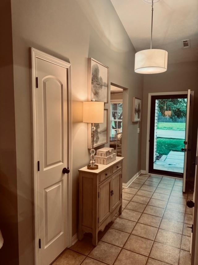 3120 Trails Way, Owensboro, Kentucky 42303, 3 Bedrooms Bedrooms, ,2 BathroomsBathrooms,Single Family Residence,For Sale,Trails Way,92333