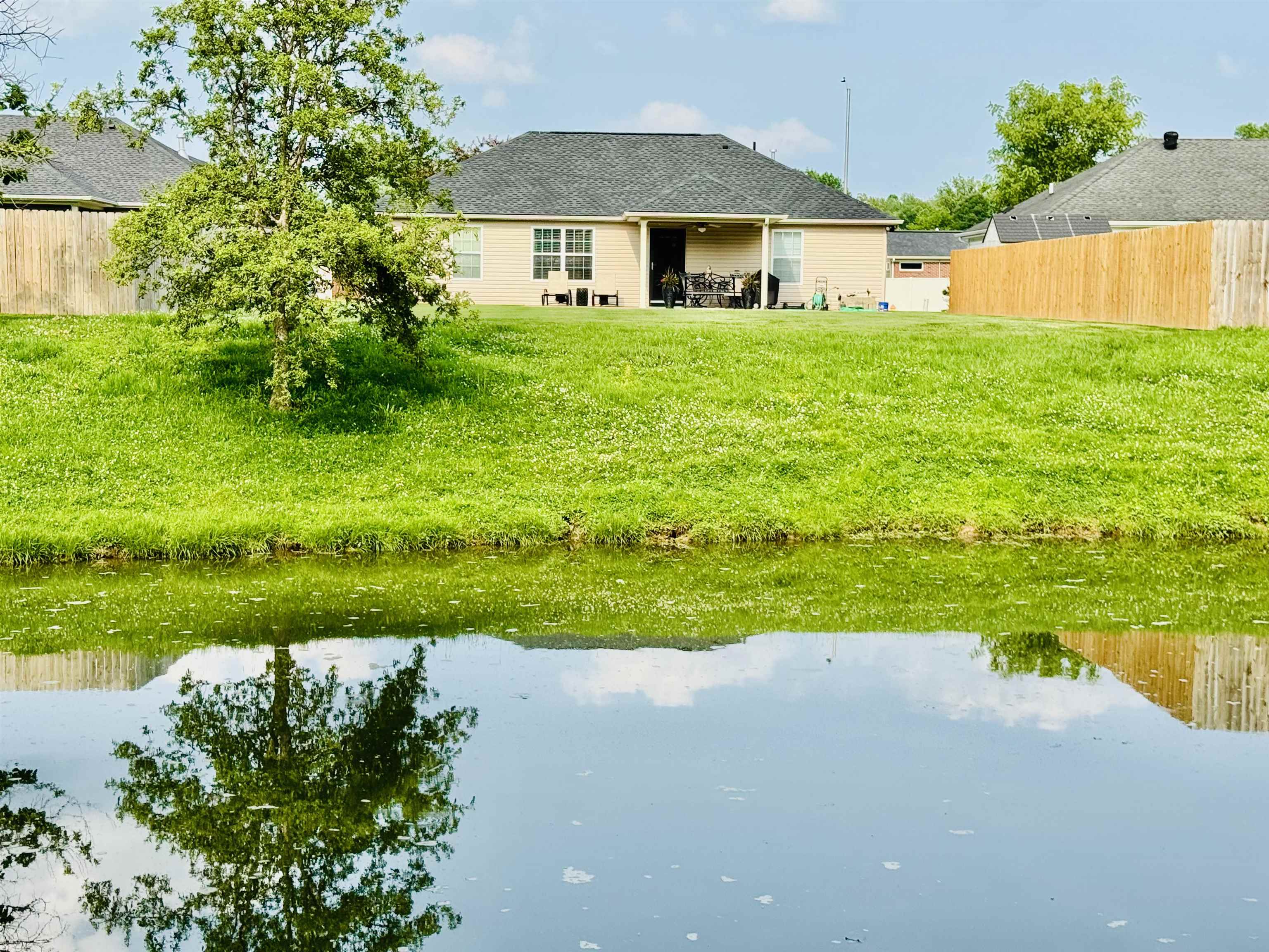 3120 Trails Way, Owensboro, Kentucky 42303, 3 Bedrooms Bedrooms, ,2 BathroomsBathrooms,Single Family Residence,For Sale,Trails Way,92333