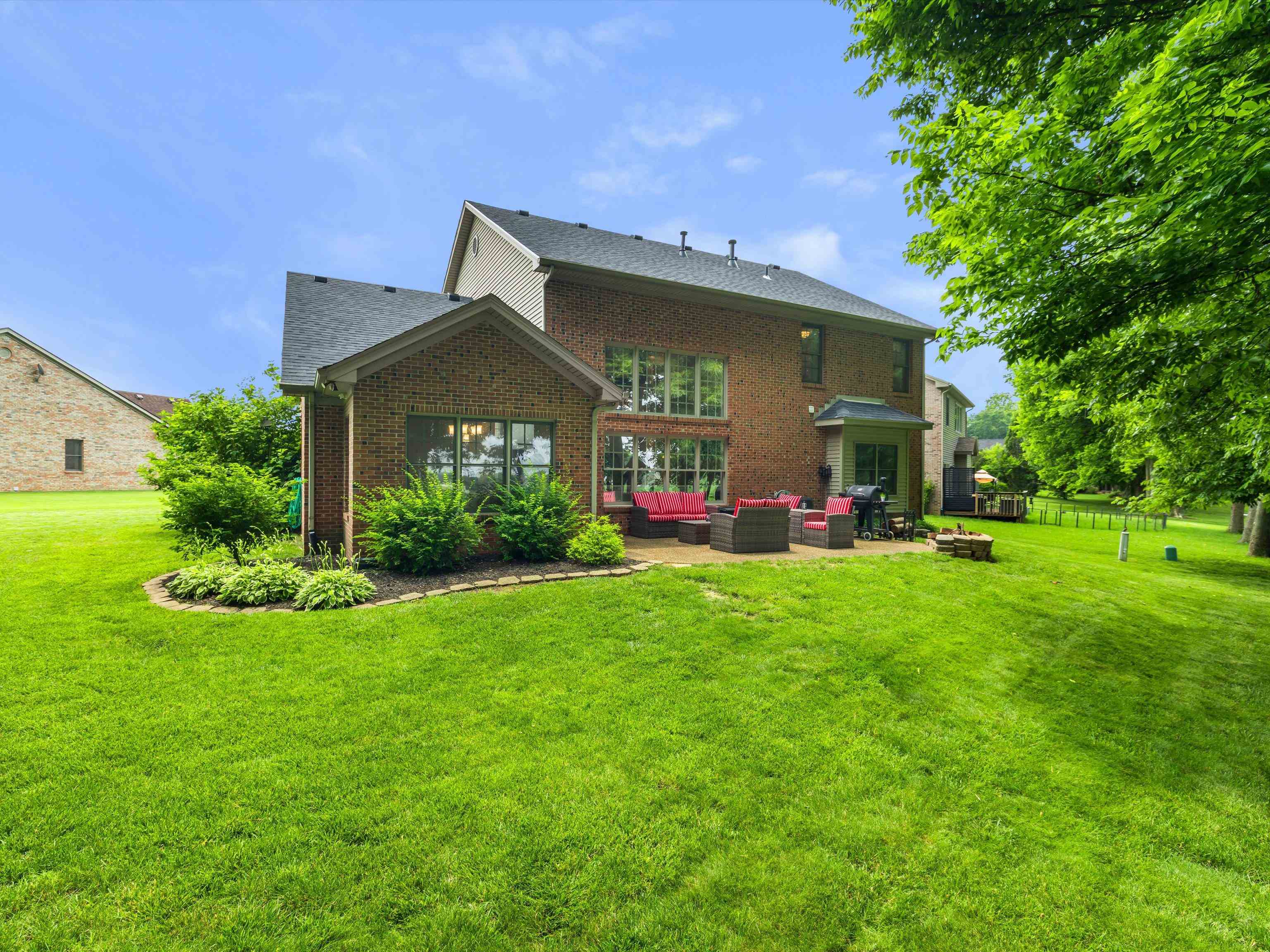 6733 Kingston Drive, Owensboro, Kentucky 42303, 4 Bedrooms Bedrooms, ,3 BathroomsBathrooms,Single Family Residence,For Sale,Kingston Drive,92335