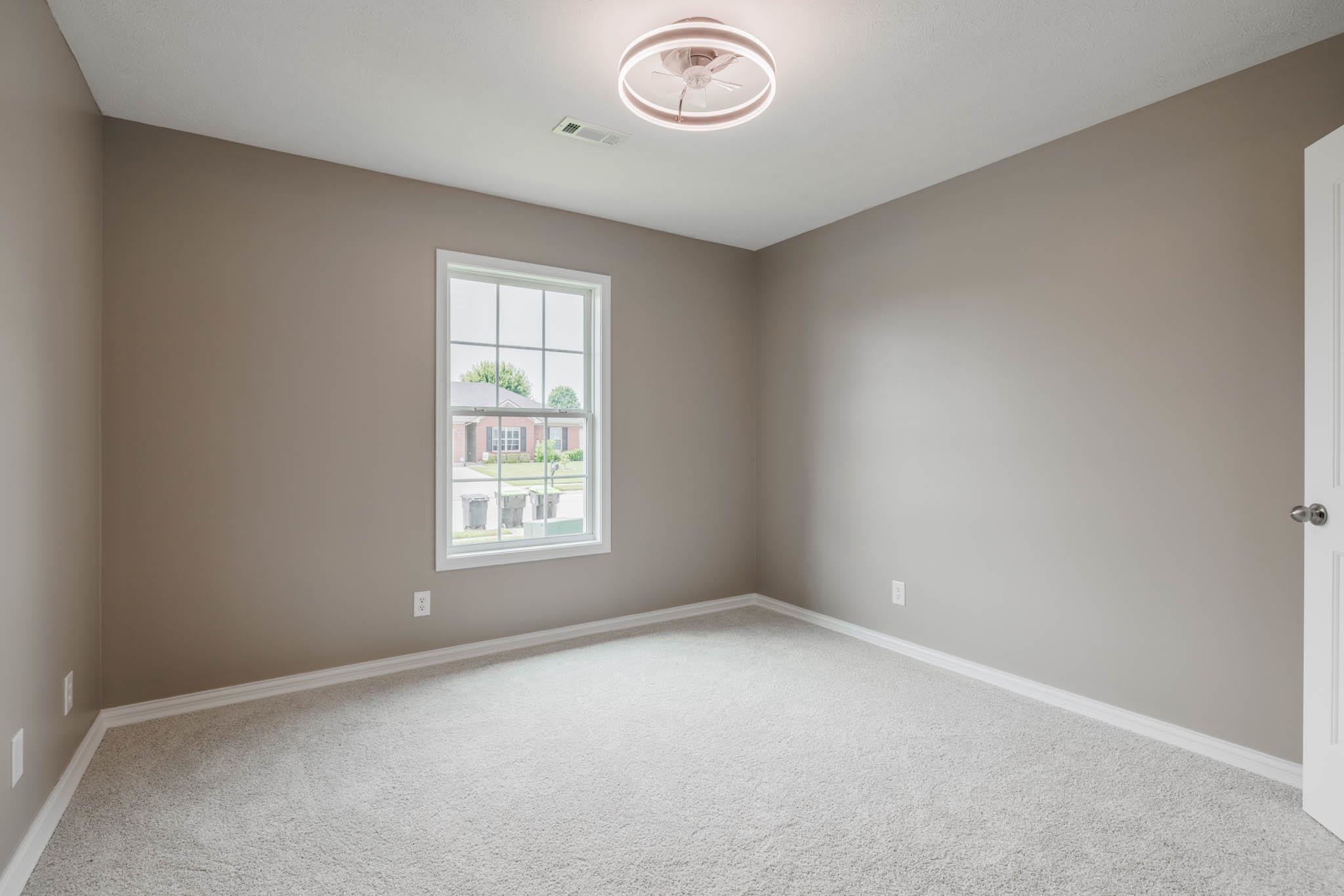 4819 Bernheim Drive, Owensboro, Kentucky 42301, 3 Bedrooms Bedrooms, ,2 BathroomsBathrooms,Single Family Residence,For Sale,Bernheim Drive,92336