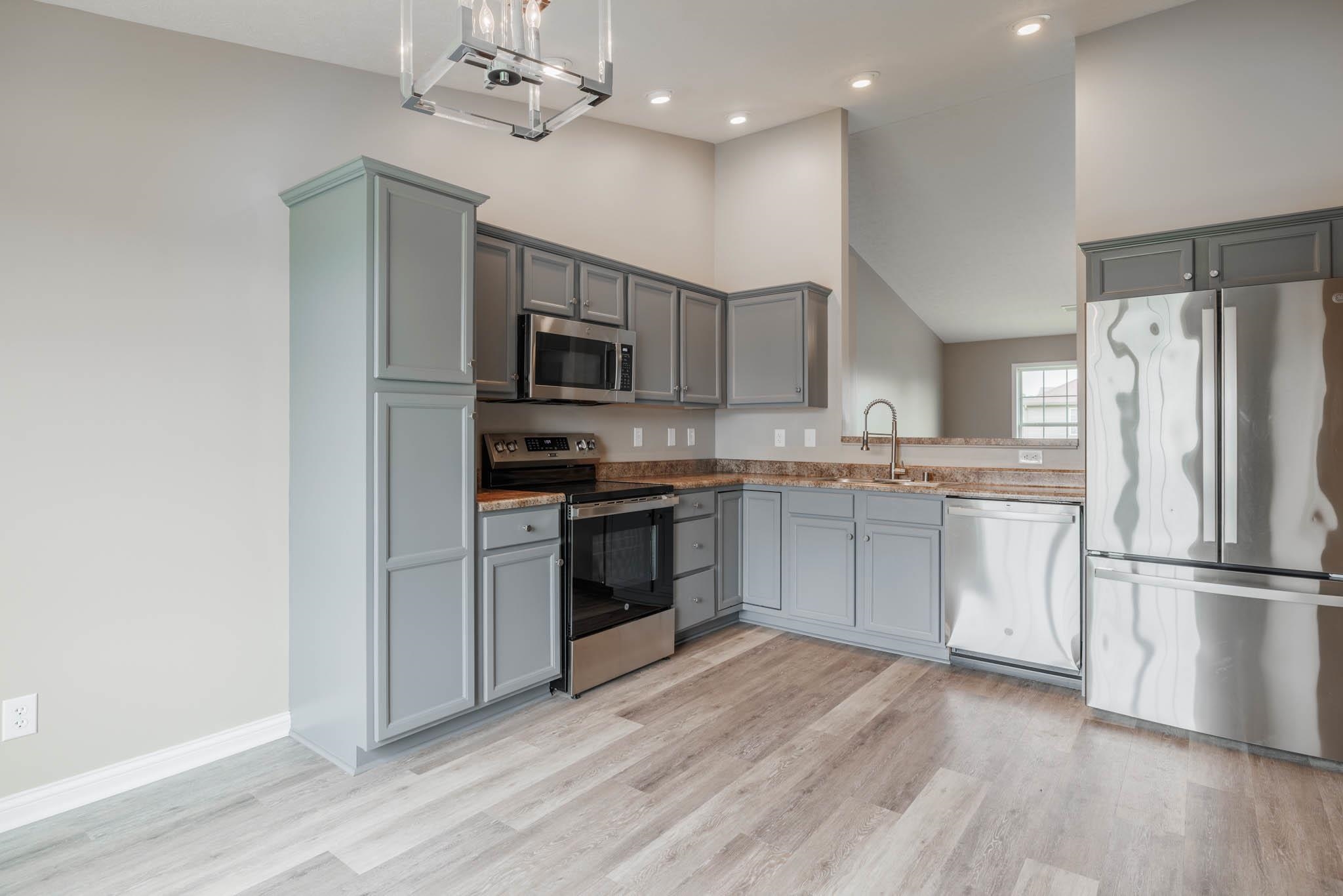 4819 Bernheim Drive, Owensboro, Kentucky 42301, 3 Bedrooms Bedrooms, ,2 BathroomsBathrooms,Single Family Residence,For Sale,Bernheim Drive,92336