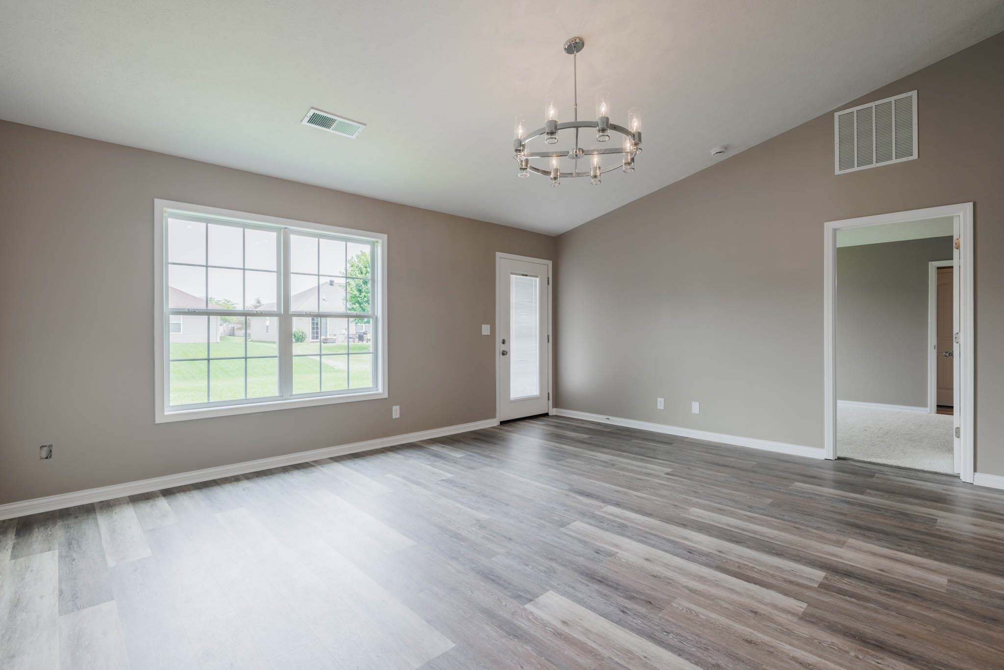 4819 Bernheim Drive, Owensboro, Kentucky 42301, 3 Bedrooms Bedrooms, ,2 BathroomsBathrooms,Single Family Residence,For Sale,Bernheim Drive,92336