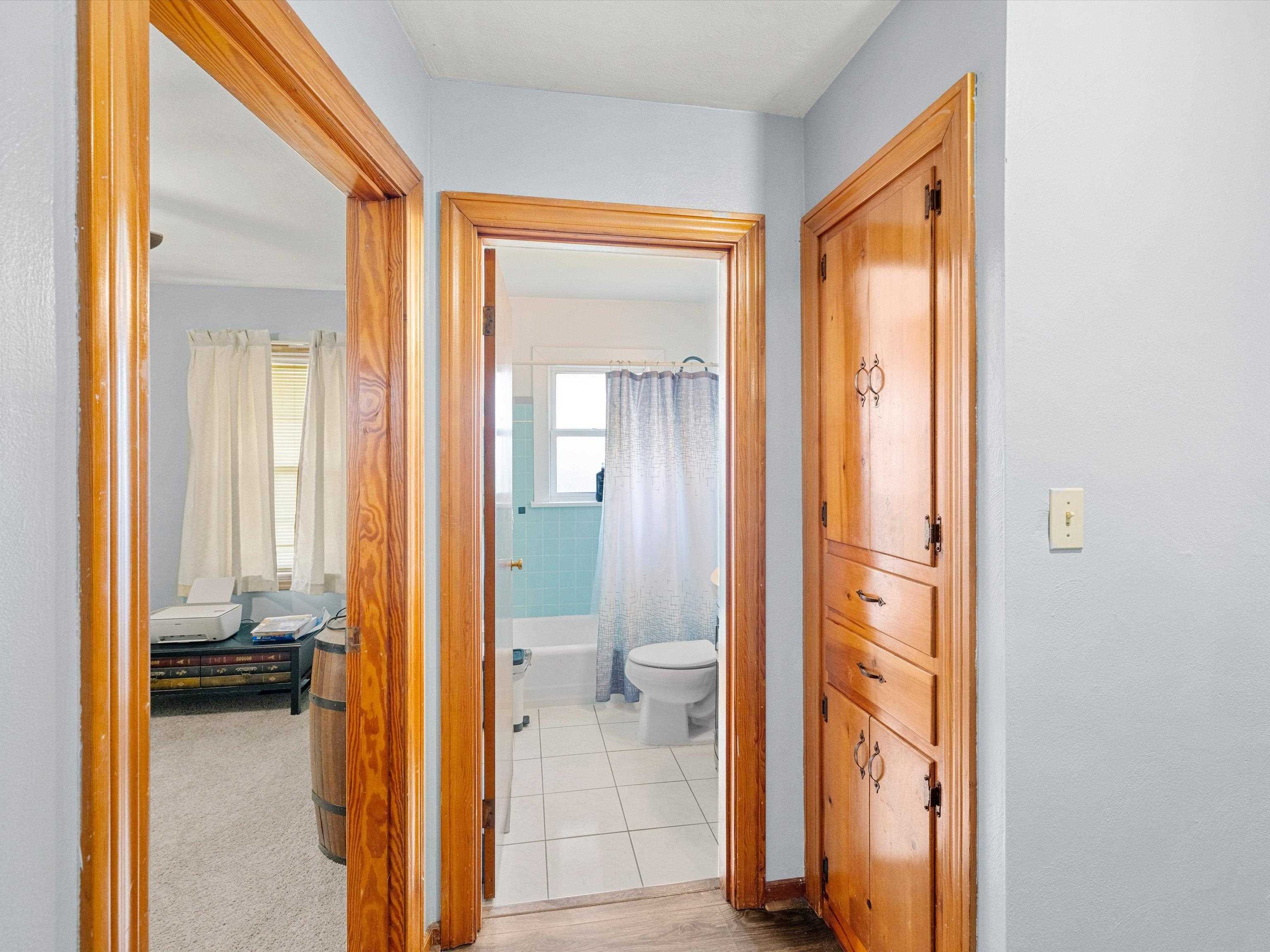 527 Sufffolk Drive, Owensboro, Kentucky 42303, 3 Bedrooms Bedrooms, ,1 BathroomBathrooms,Single Family Residence,For Sale,Sufffolk Drive,92337