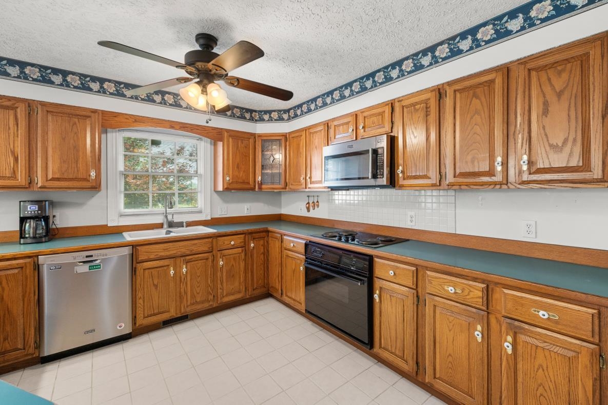 510 Highway 1207 (Daviess County), Utica, Kentucky 42376, 3 Bedrooms Bedrooms, ,2 BathroomsBathrooms,Single Family Residence,For Sale,Highway 1207 (Daviess County),92340