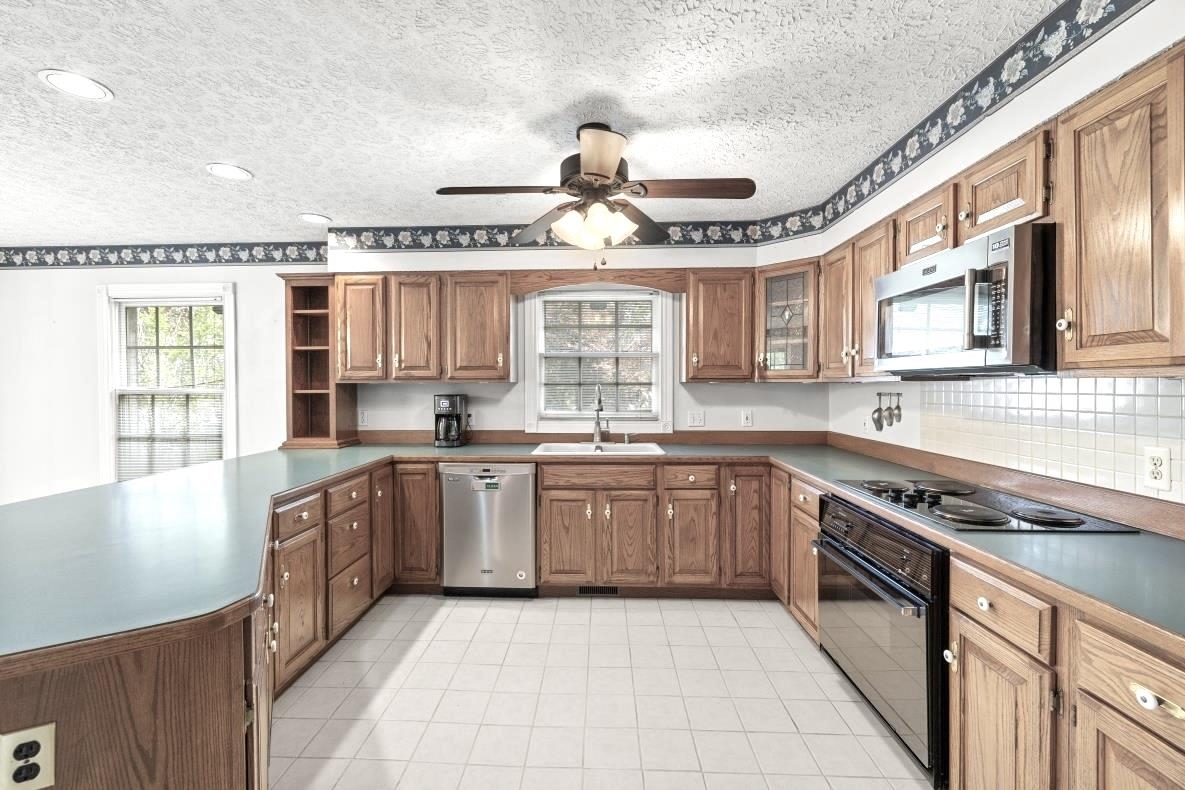 510 Highway 1207 (Daviess County), Utica, Kentucky 42376, 3 Bedrooms Bedrooms, ,2 BathroomsBathrooms,Single Family Residence,For Sale,Highway 1207 (Daviess County),92340