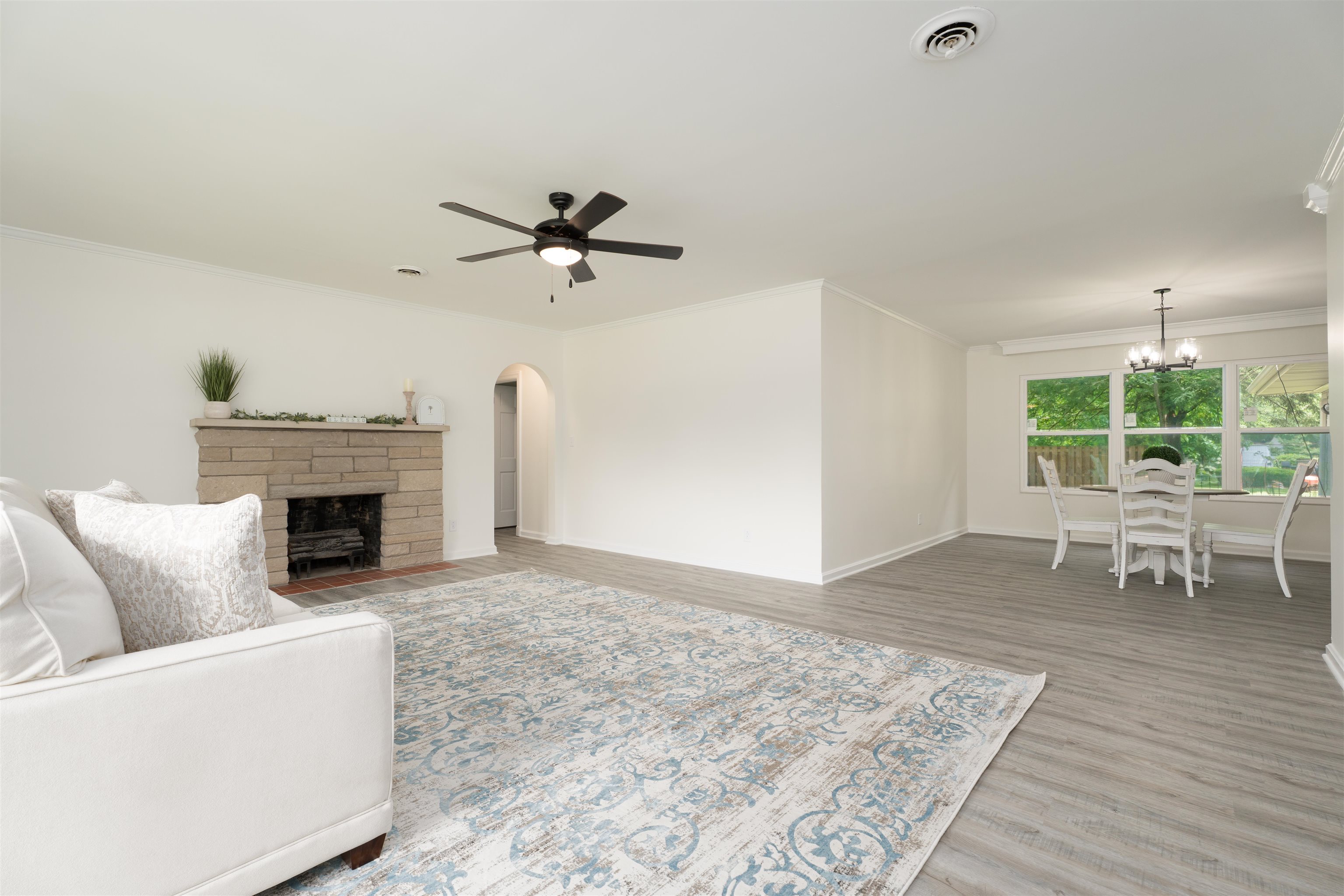 1811 Stratford Dr, Owensboro, Kentucky 42301, 2 Bedrooms Bedrooms, ,2 BathroomsBathrooms,Single Family Residence,For Sale,Stratford Dr,92342