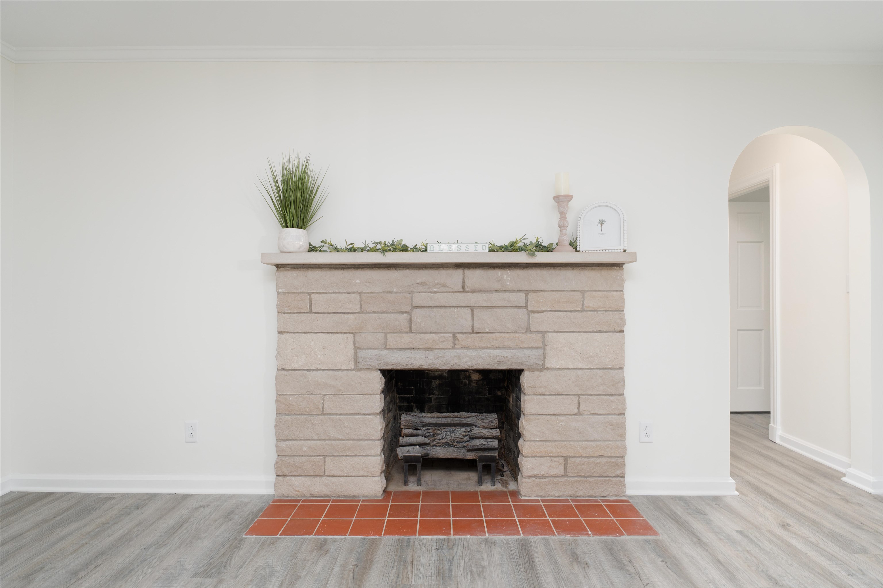 1811 Stratford Dr, Owensboro, Kentucky 42301, 2 Bedrooms Bedrooms, ,2 BathroomsBathrooms,Single Family Residence,For Sale,Stratford Dr,92342
