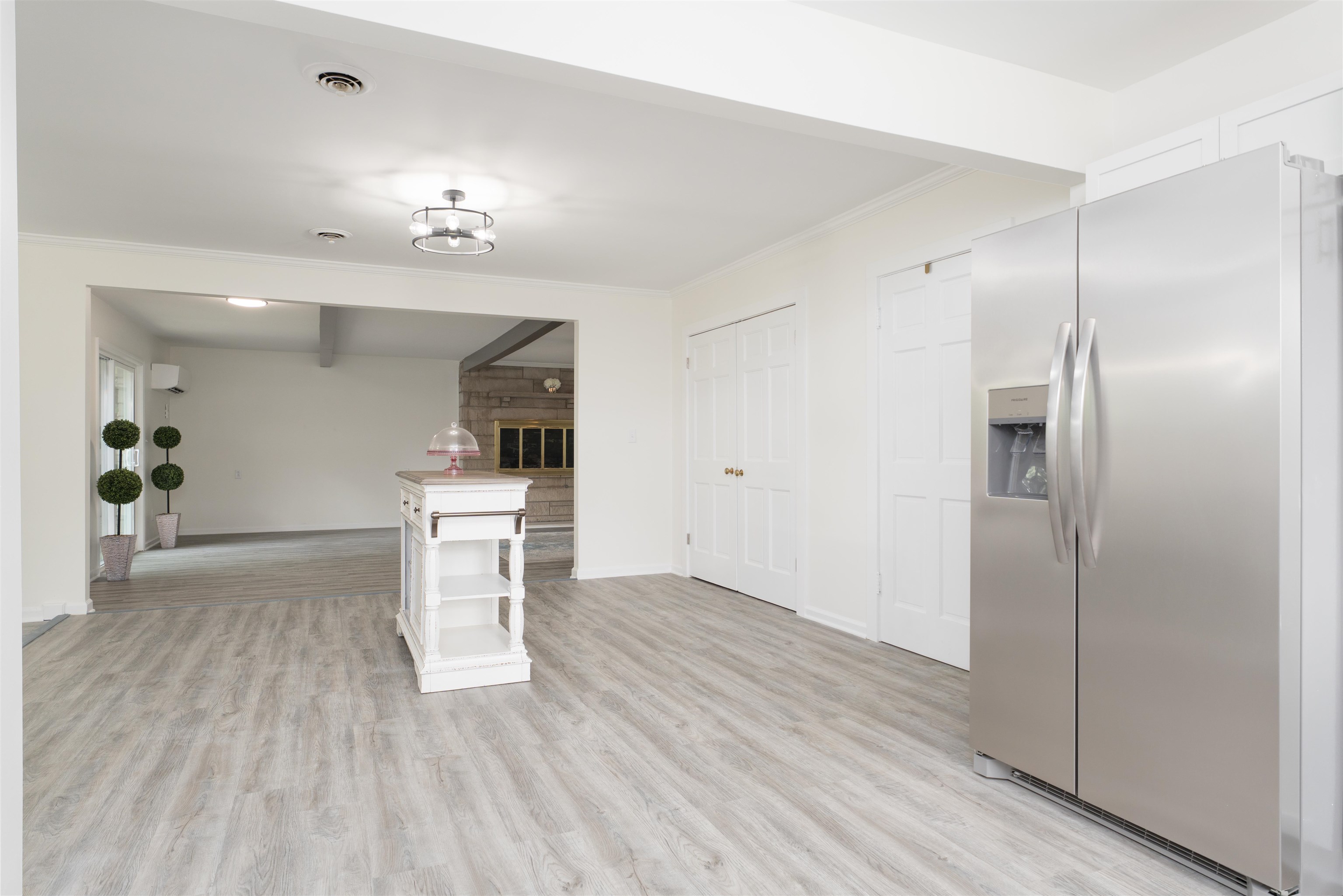 1811 Stratford Dr, Owensboro, Kentucky 42301, 2 Bedrooms Bedrooms, ,2 BathroomsBathrooms,Single Family Residence,For Sale,Stratford Dr,92342