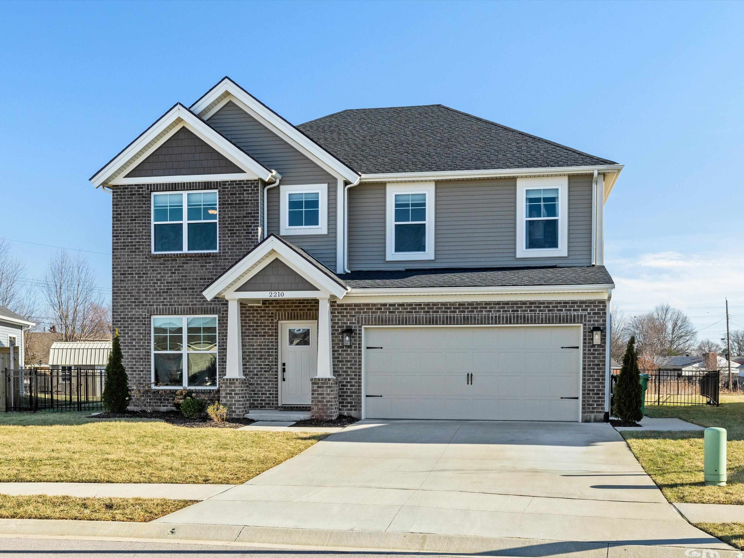 2210 Skaggs Court, Owensboro, Kentucky 42301, 5 Bedrooms Bedrooms, ,2 BathroomsBathrooms,Single Family Residence,For Sale,Skaggs Court,92345
