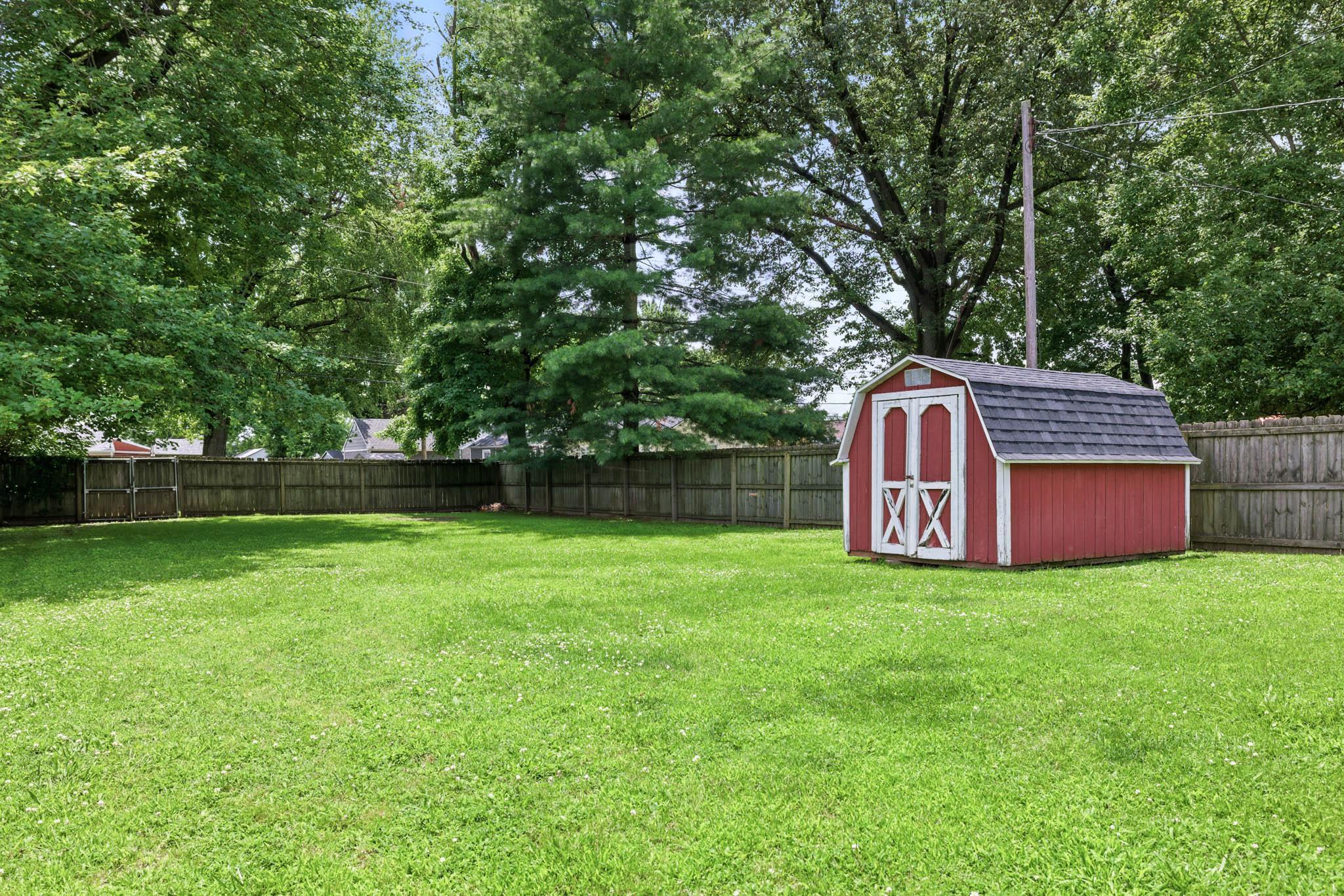708 Hill Avenue, Owensboro, Kentucky 42301, 4 Bedrooms Bedrooms, ,2 BathroomsBathrooms,Single Family Residence,For Sale,Hill Avenue,92346