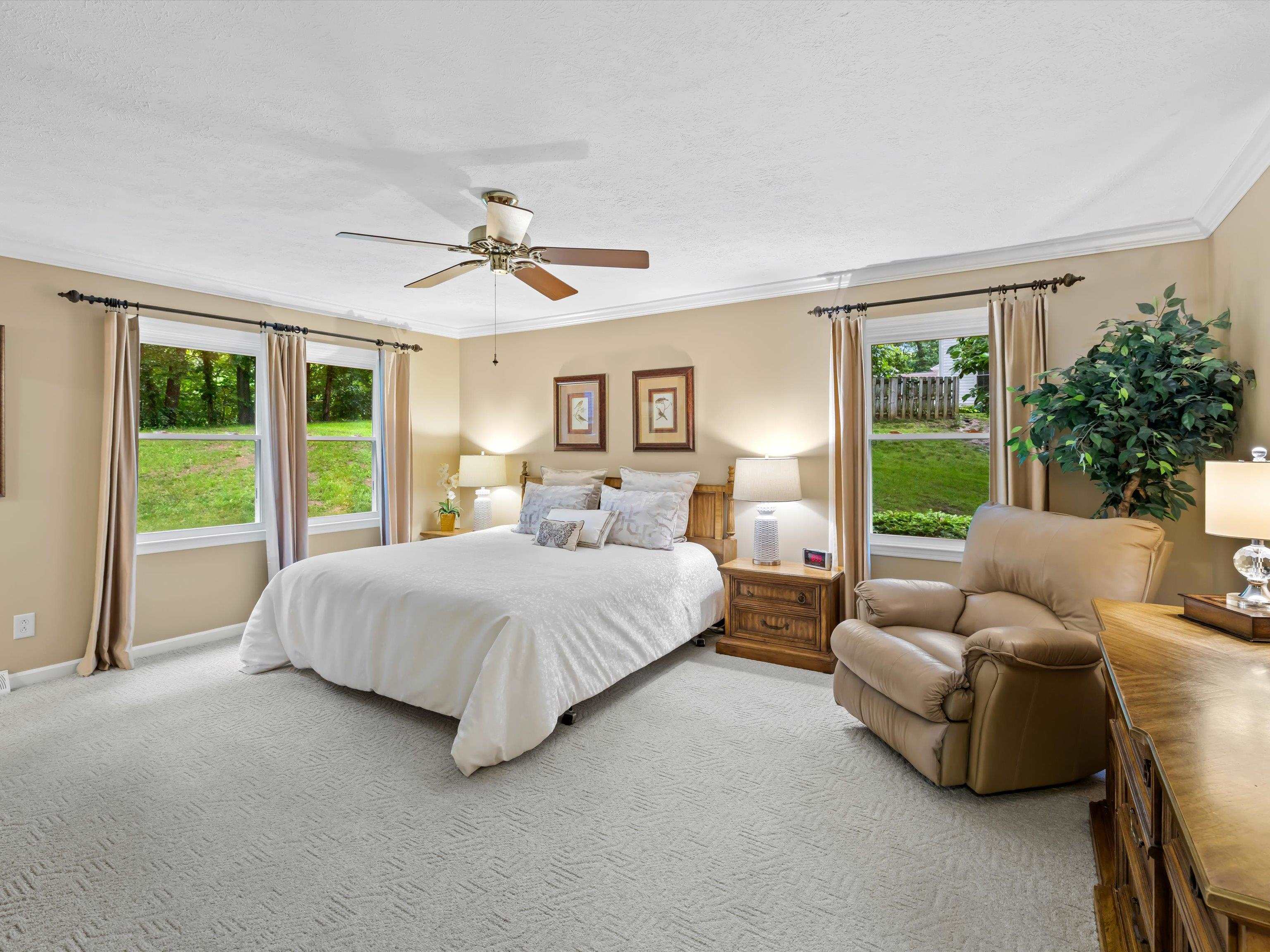 375 Hillcrest Circle, Hawesville, Kentucky 42348, 4 Bedrooms Bedrooms, ,3 BathroomsBathrooms,Single Family Residence,For Sale,Hillcrest Circle,92347