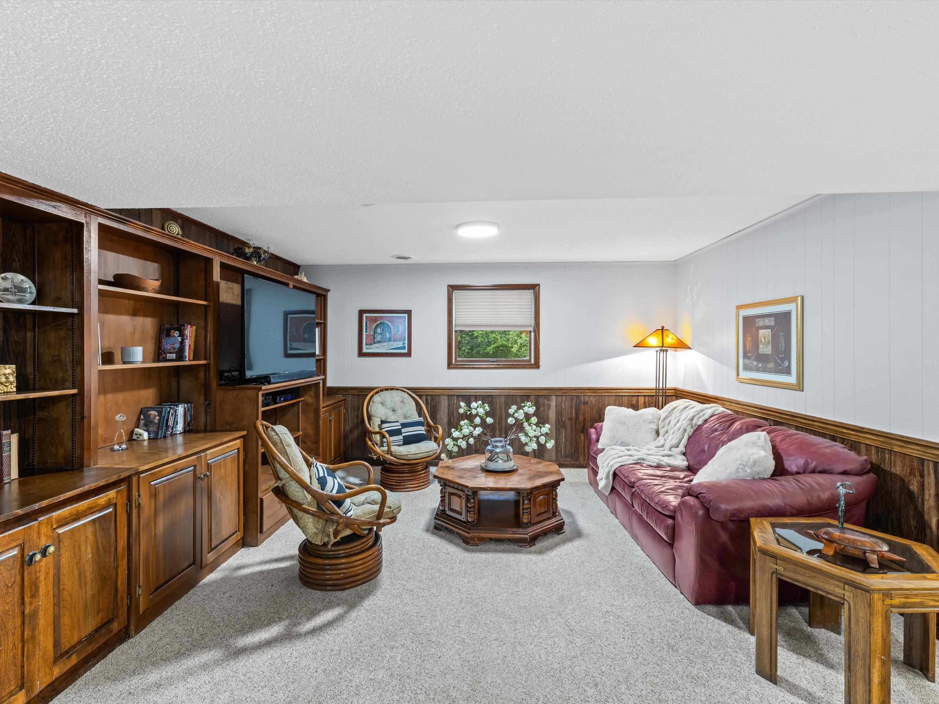 375 Hillcrest Circle, Hawesville, Kentucky 42348, 4 Bedrooms Bedrooms, ,3 BathroomsBathrooms,Single Family Residence,For Sale,Hillcrest Circle,92347