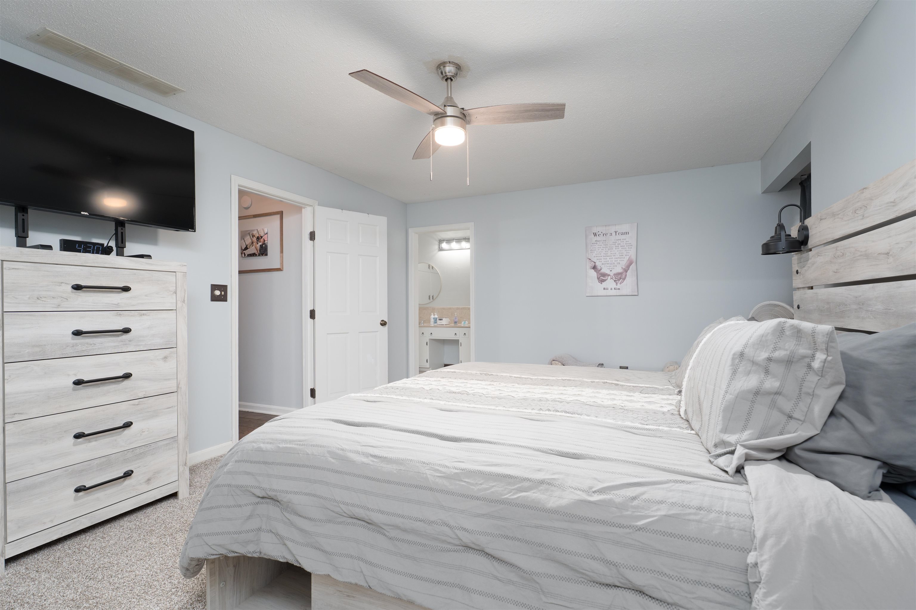 4413 Old Hartford Rd, Owensboro, Kentucky 42303, 4 Bedrooms Bedrooms, ,3 BathroomsBathrooms,Single Family Residence,For Sale,Old Hartford Rd,92353