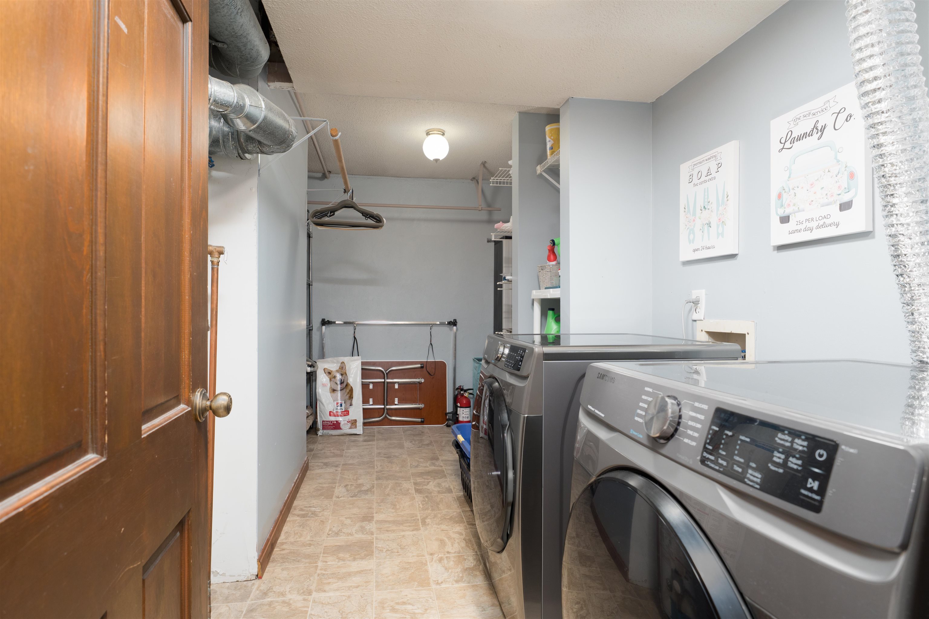 4413 Old Hartford Rd, Owensboro, Kentucky 42303, 4 Bedrooms Bedrooms, ,3 BathroomsBathrooms,Single Family Residence,For Sale,Old Hartford Rd,92353