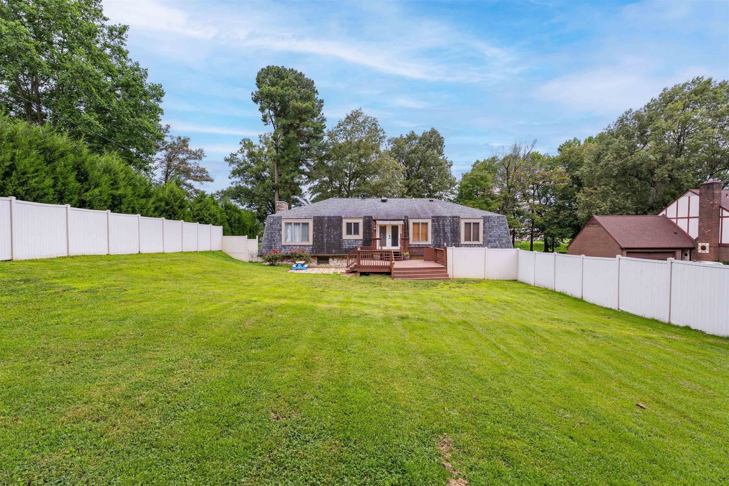 4413 Old Hartford Rd, Owensboro, Kentucky 42303, 4 Bedrooms Bedrooms, ,3 BathroomsBathrooms,Single Family Residence,For Sale,Old Hartford Rd,92353