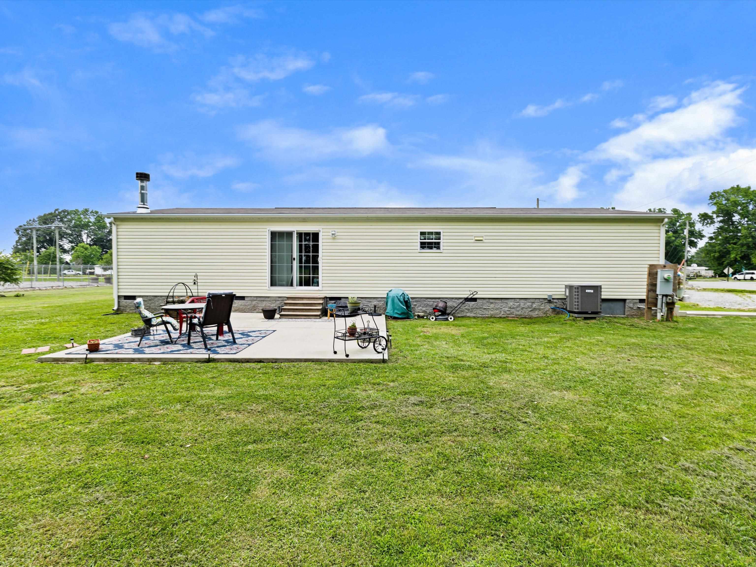 3096 State Route 136 W, Henderson, Kentucky 42420, 3 Bedrooms Bedrooms, ,2 BathroomsBathrooms,Manufactured Home,For Sale,State Route 136 W,92359