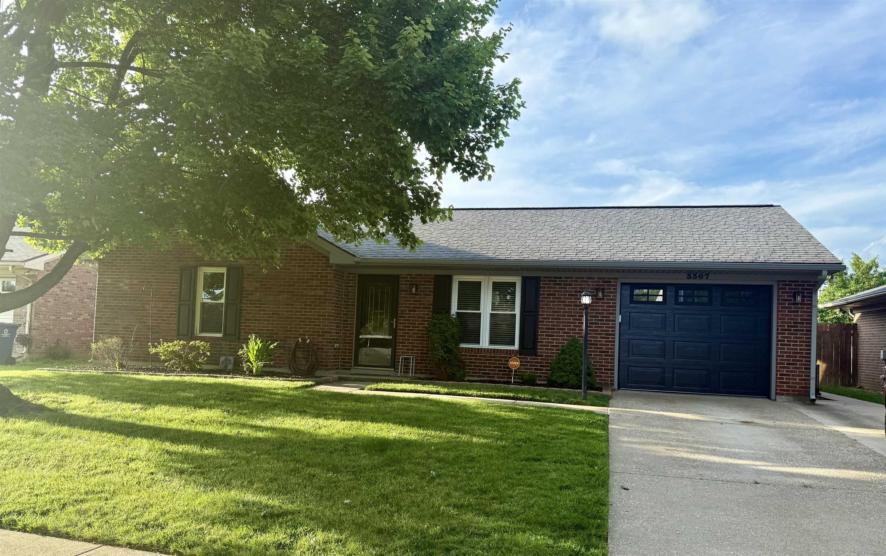 3307 Grist Court, Owensboro, Kentucky 42303, 2 Bedrooms Bedrooms, ,2 BathroomsBathrooms,Single Family Residence,For Sale,Grist Court,92361