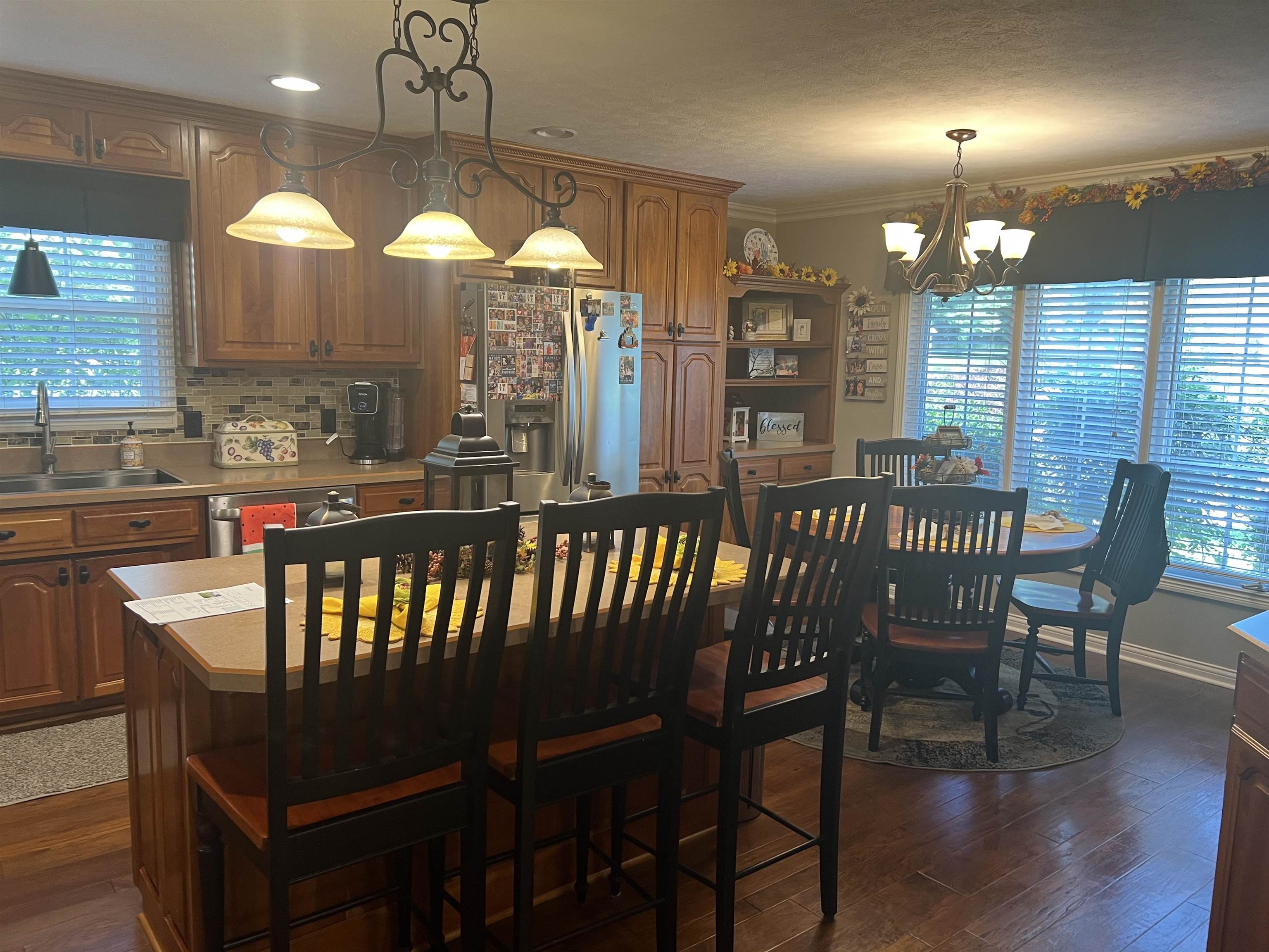 4851 Timber Ridge Drive, Owensboro, Kentucky 42303, 6 Bedrooms Bedrooms, ,3 BathroomsBathrooms,Single Family Residence,For Sale,Timber Ridge Drive,92371