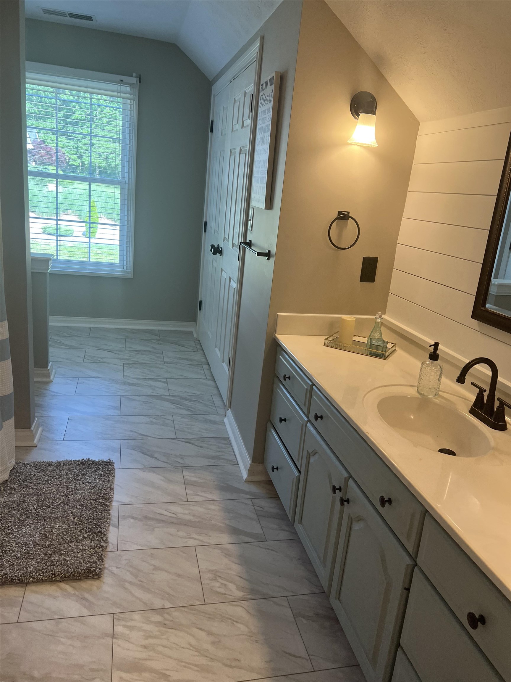 4851 Timber Ridge Drive, Owensboro, Kentucky 42303, 6 Bedrooms Bedrooms, ,3 BathroomsBathrooms,Single Family Residence,For Sale,Timber Ridge Drive,92371