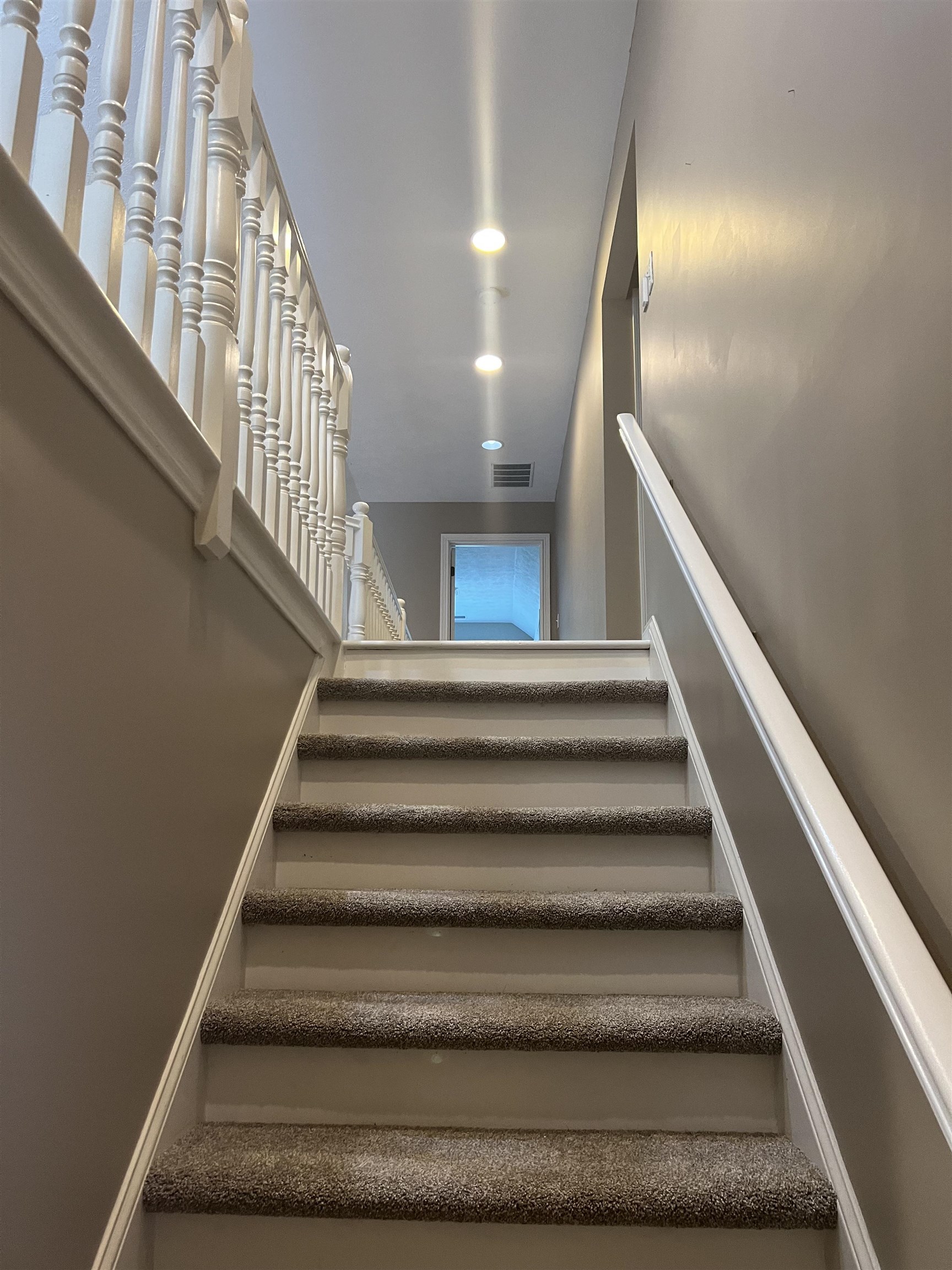 4851 Timber Ridge Drive, Owensboro, Kentucky 42303, 6 Bedrooms Bedrooms, ,3 BathroomsBathrooms,Single Family Residence,For Sale,Timber Ridge Drive,92371