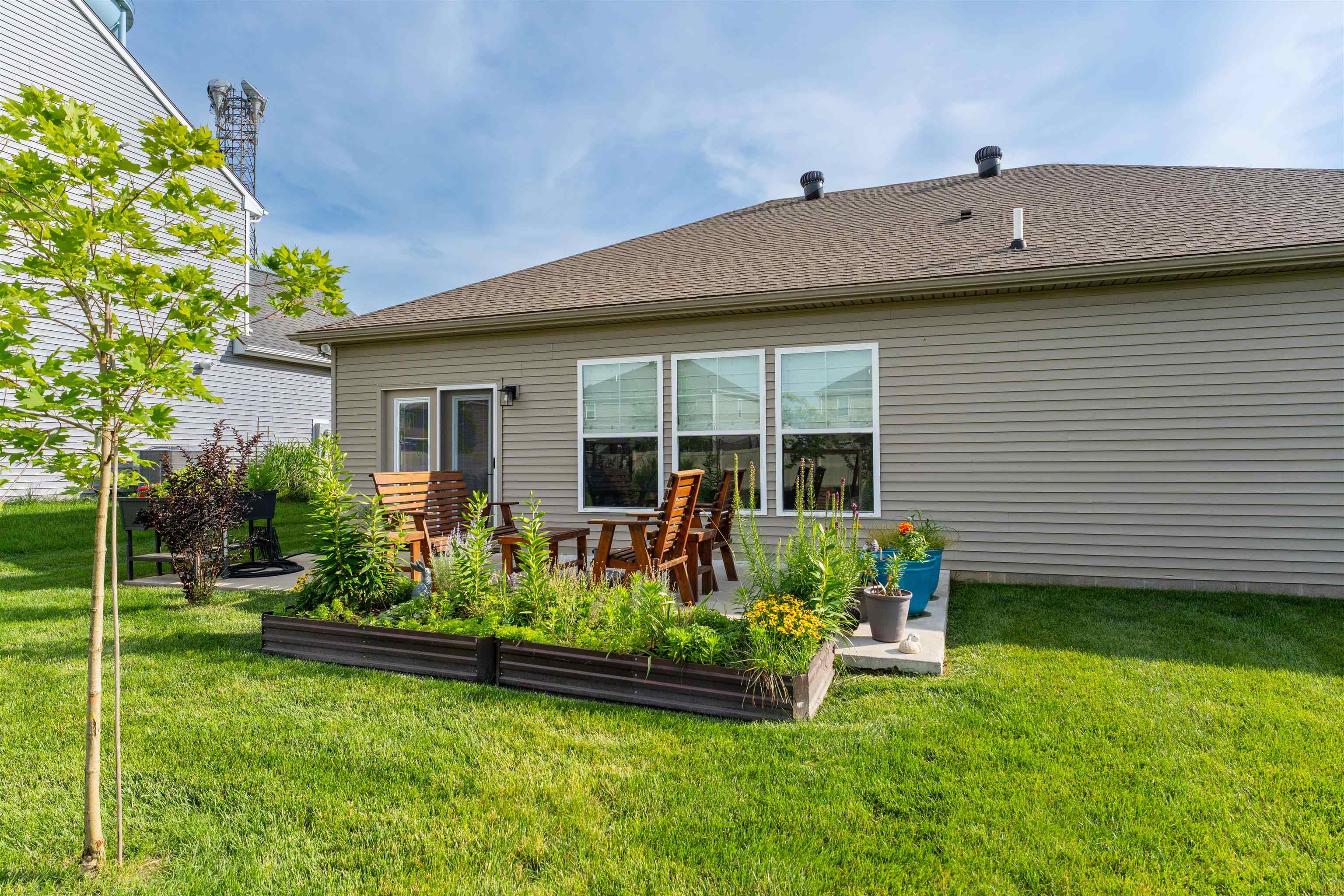 6833 Bridgeview Court, Utica, Kentucky 42376, 3 Bedrooms Bedrooms, ,2 BathroomsBathrooms,Single Family Residence,For Sale,Bridgeview Court,92374