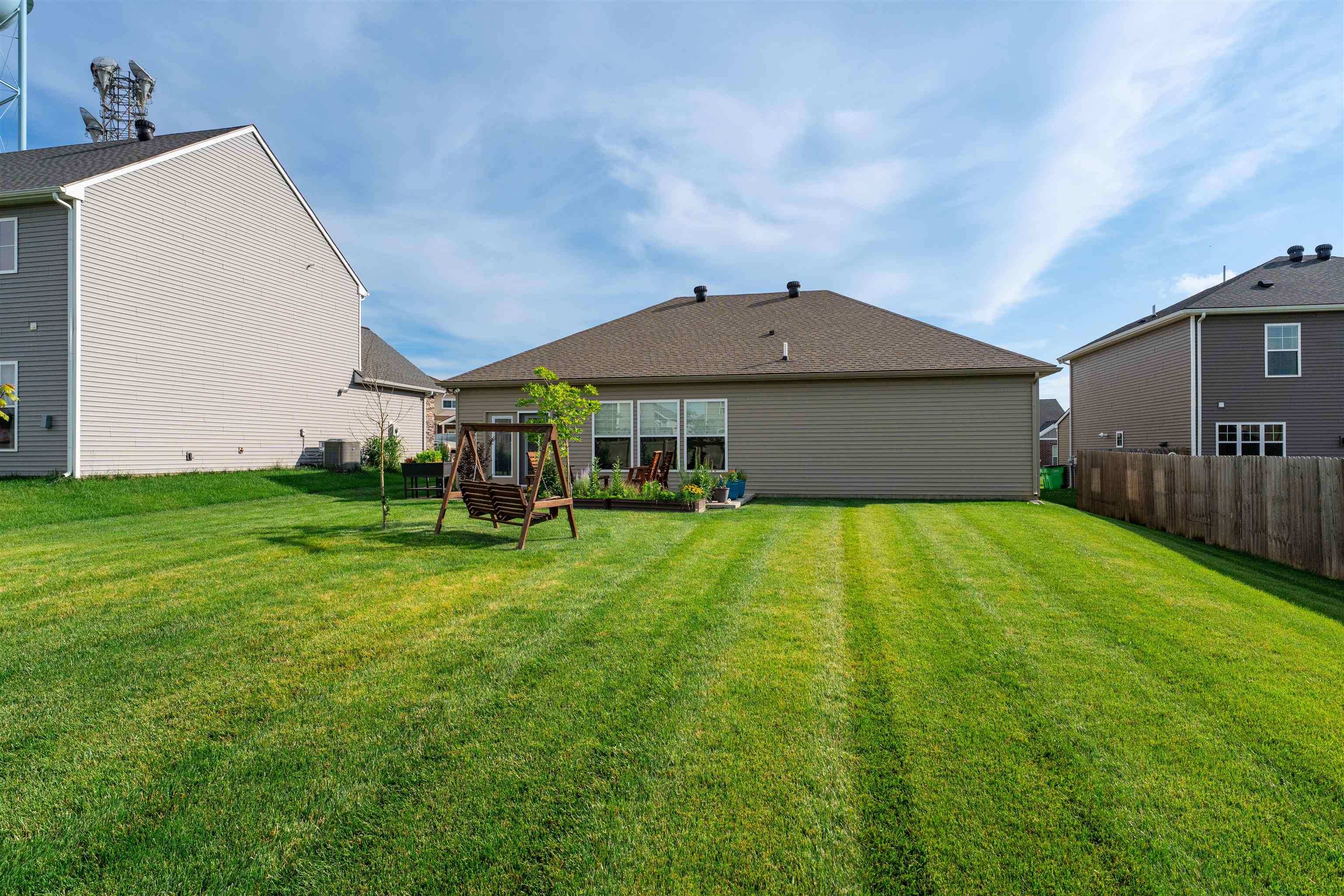 6833 Bridgeview Court, Utica, Kentucky 42376, 3 Bedrooms Bedrooms, ,2 BathroomsBathrooms,Single Family Residence,For Sale,Bridgeview Court,92374