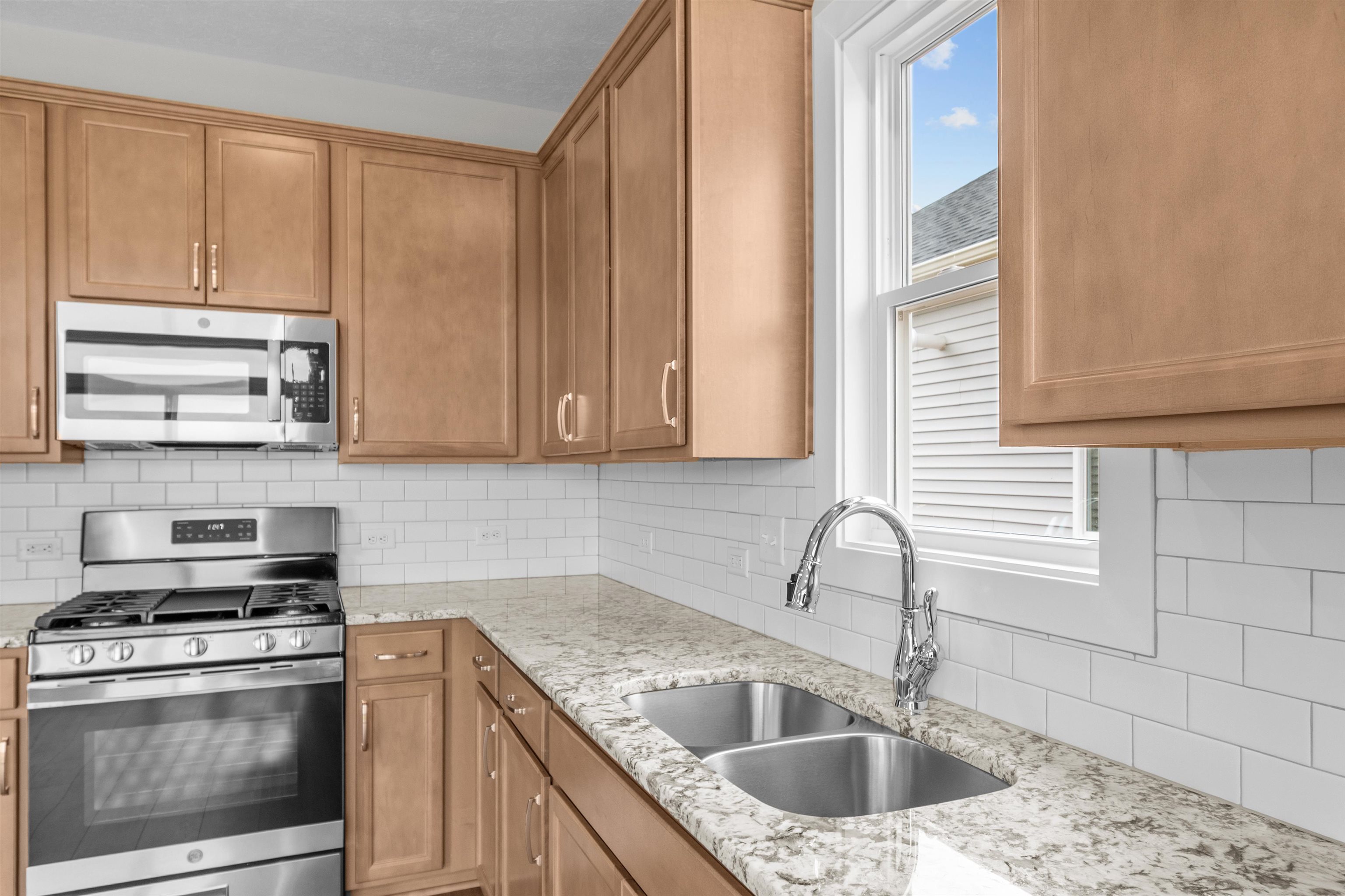 569 Alabaster Ln., Owensboro, Kentucky 42301, 3 Bedrooms Bedrooms, ,2 BathroomsBathrooms,Single Family Residence,For Sale,Alabaster Ln.,92376