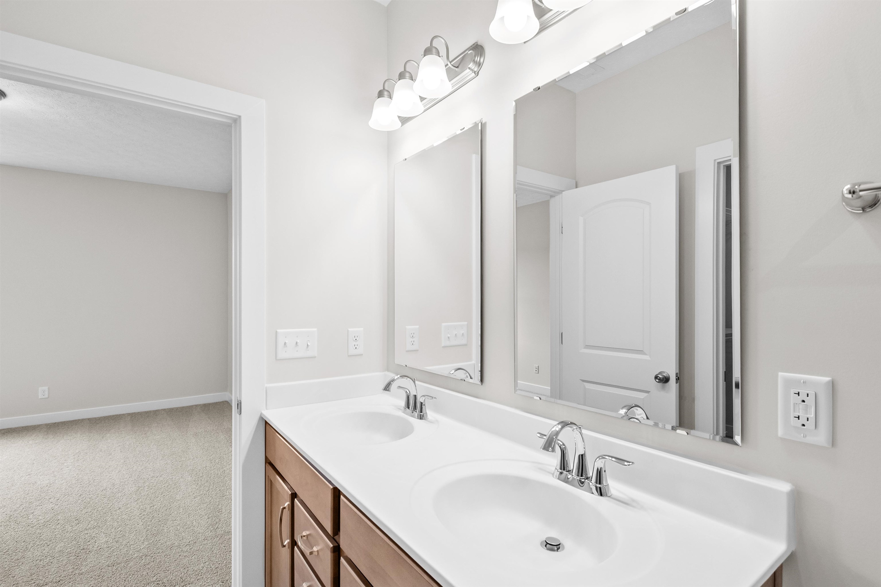 569 Alabaster Ln., Owensboro, Kentucky 42301, 3 Bedrooms Bedrooms, ,2 BathroomsBathrooms,Single Family Residence,For Sale,Alabaster Ln.,92376