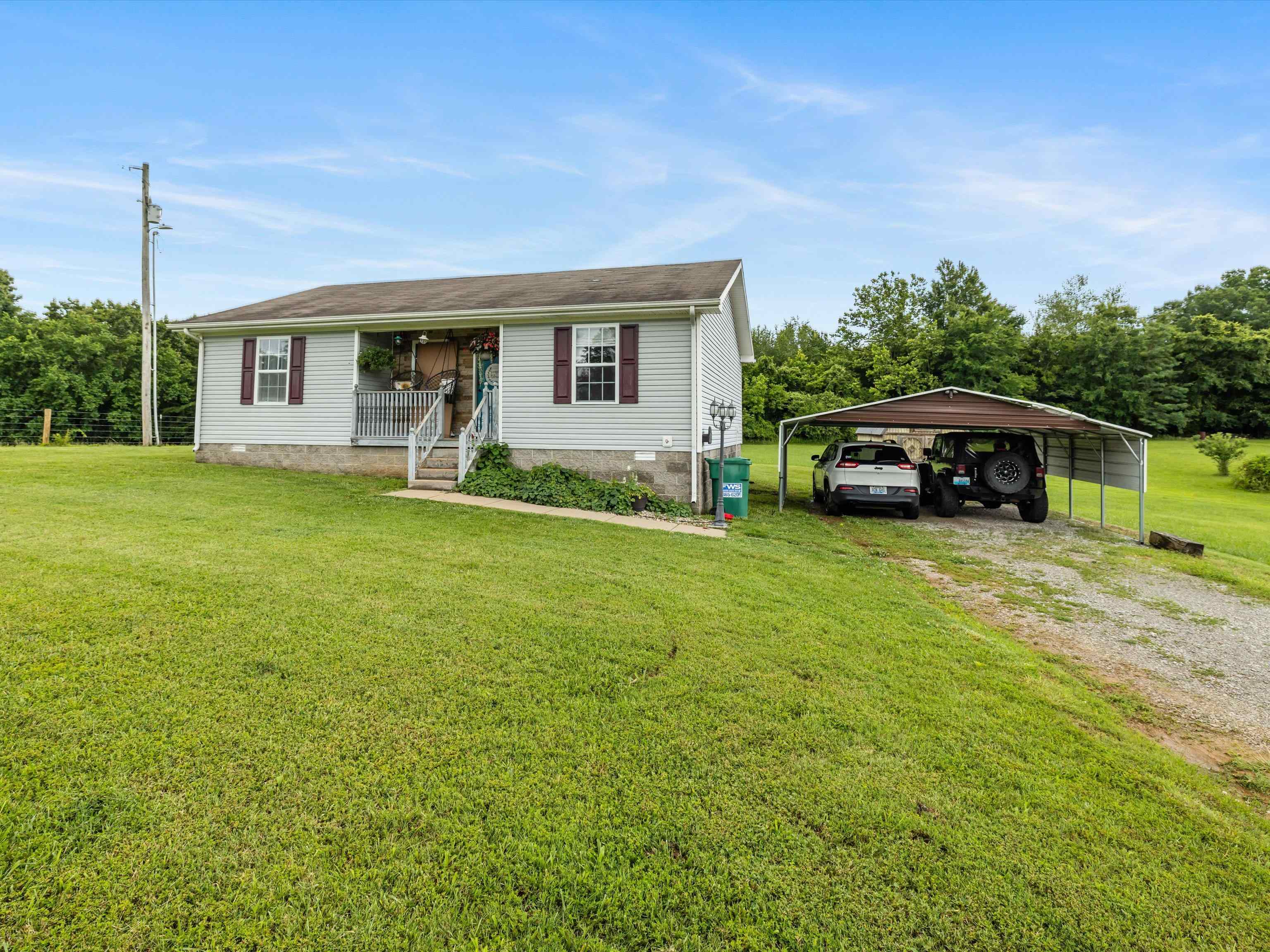 5745 State Highway 672, Dawson Springs, Kentucky 42408, 3 Bedrooms Bedrooms, ,2 BathroomsBathrooms,Single Family Residence,For Sale,State Highway 672,92377