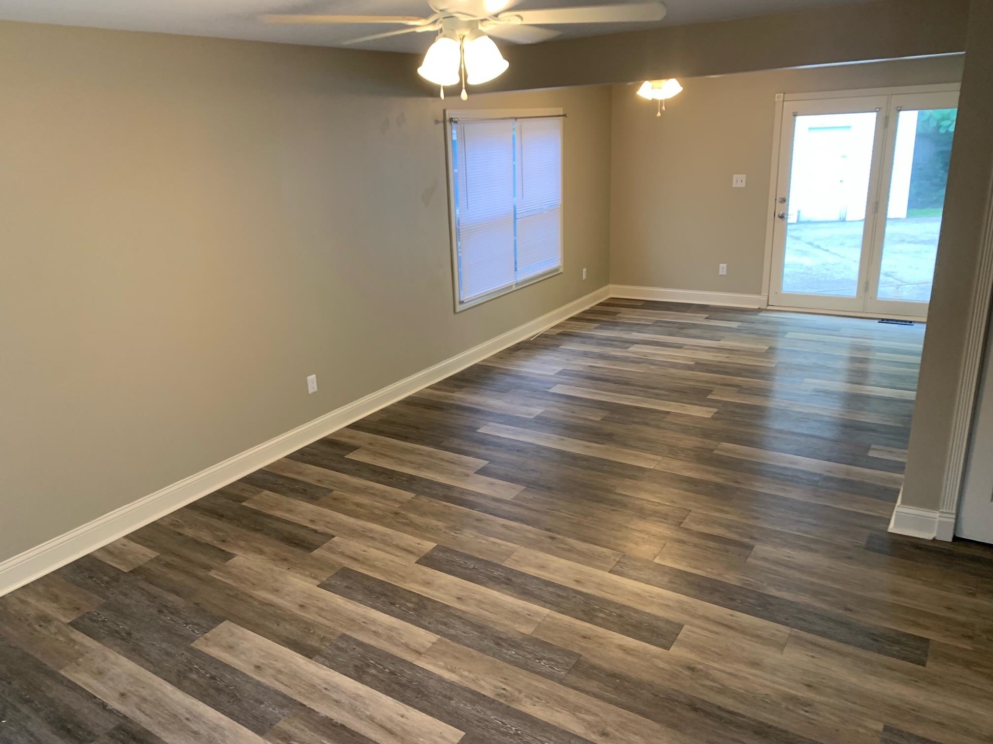 2111 Asbury Court, Owensboro, Kentucky 42303, 3 Bedrooms Bedrooms, ,1 BathroomBathrooms,Single Family Residence,For Sale,Asbury Court,92383