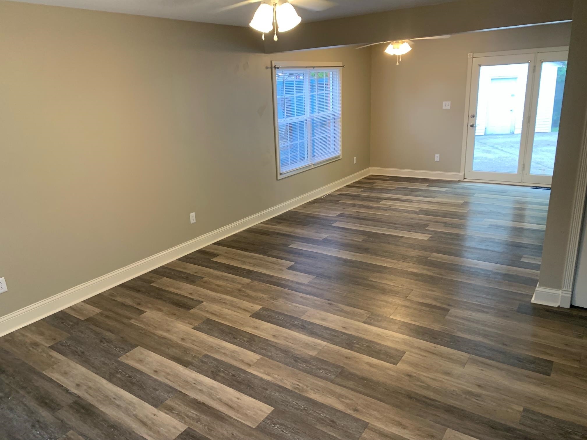 2111 Asbury Court, Owensboro, Kentucky 42303, 3 Bedrooms Bedrooms, ,1 BathroomBathrooms,Single Family Residence,For Sale,Asbury Court,92383