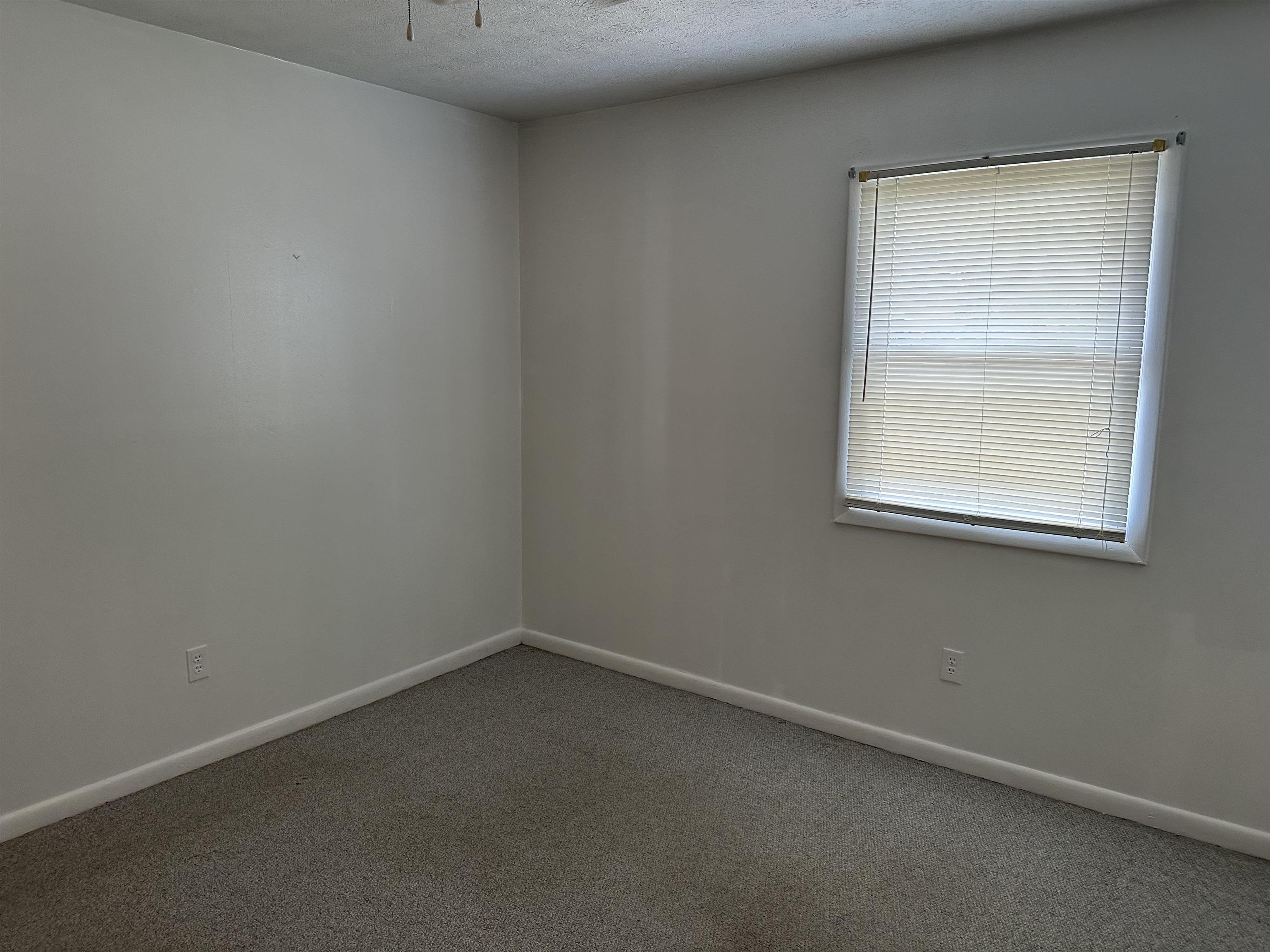 2603 Garden Drive, Utica, Kentucky 41376, 3 Bedrooms Bedrooms, ,1 BathroomBathrooms,Single Family Residence,For Sale,Garden Drive,92385