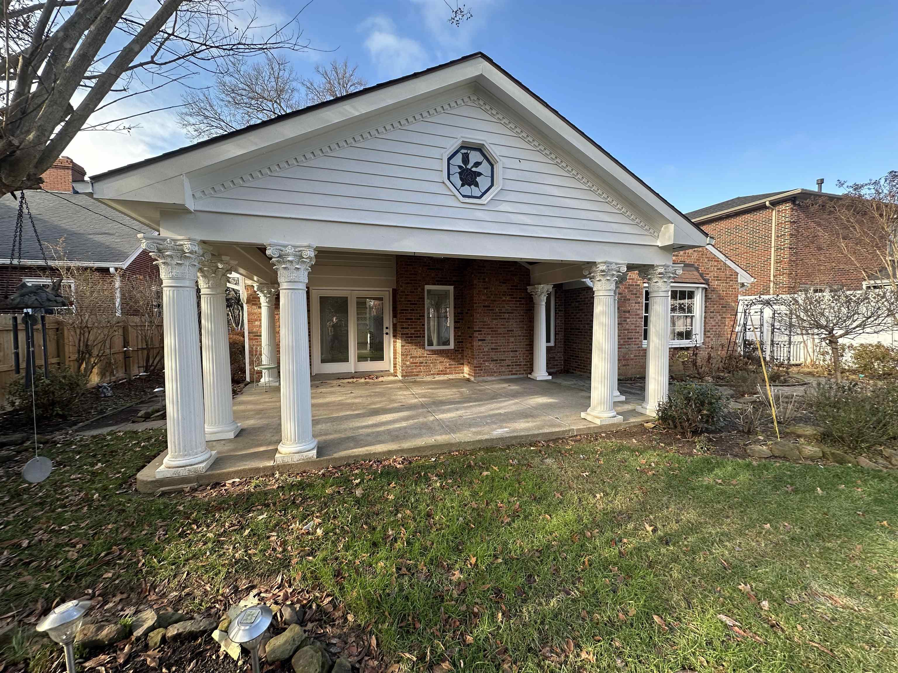 2025 Littlewood Dr, Owensboro, Kentucky 42301, 3 Bedrooms Bedrooms, ,2 BathroomsBathrooms,Single Family Residence,For Sale,Littlewood Dr,92424