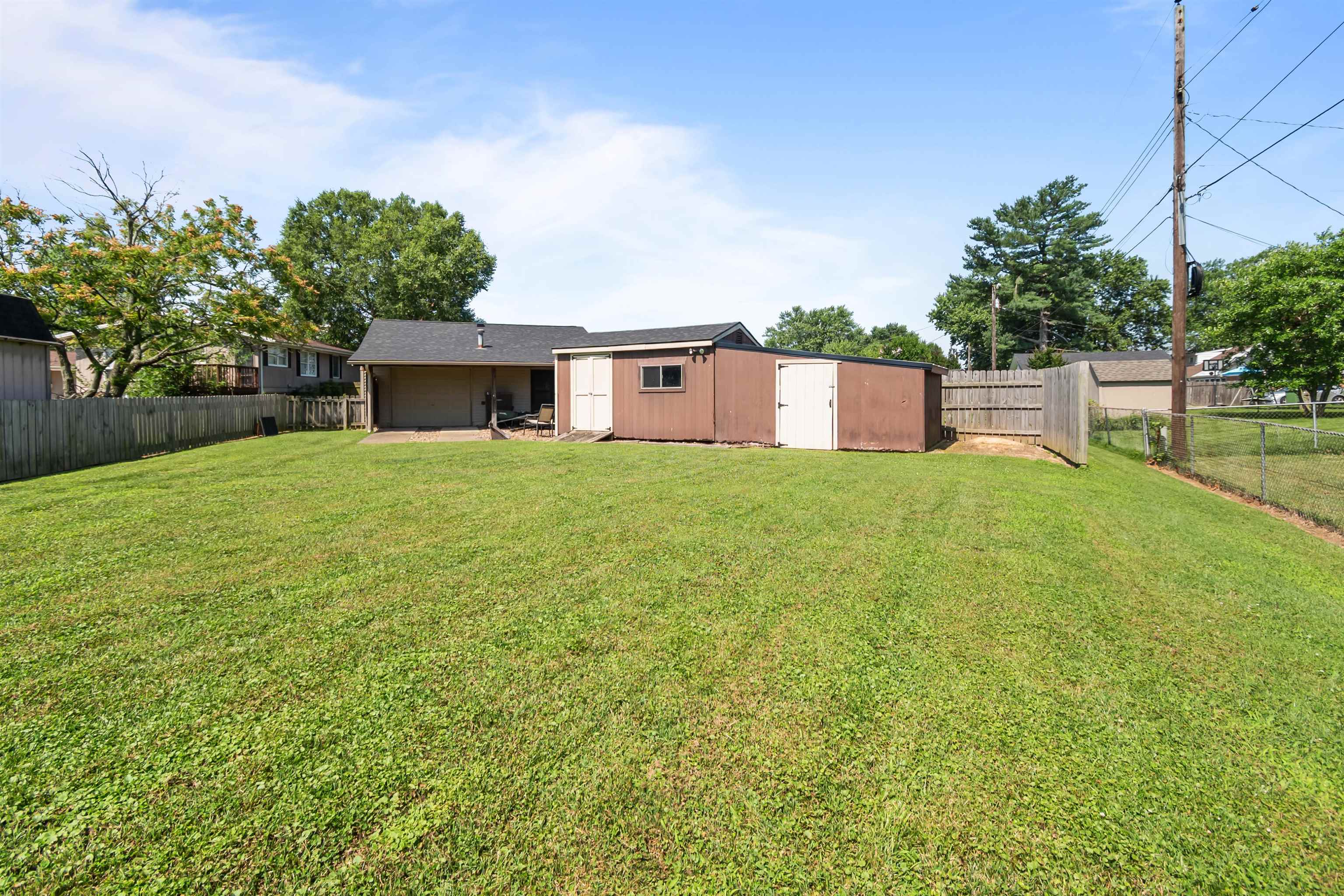 2315 Chateaugay LP, Owensboro, Kentucky 42301, 4 Bedrooms Bedrooms, ,2 BathroomsBathrooms,Single Family Residence,For Sale,Chateaugay LP,92434