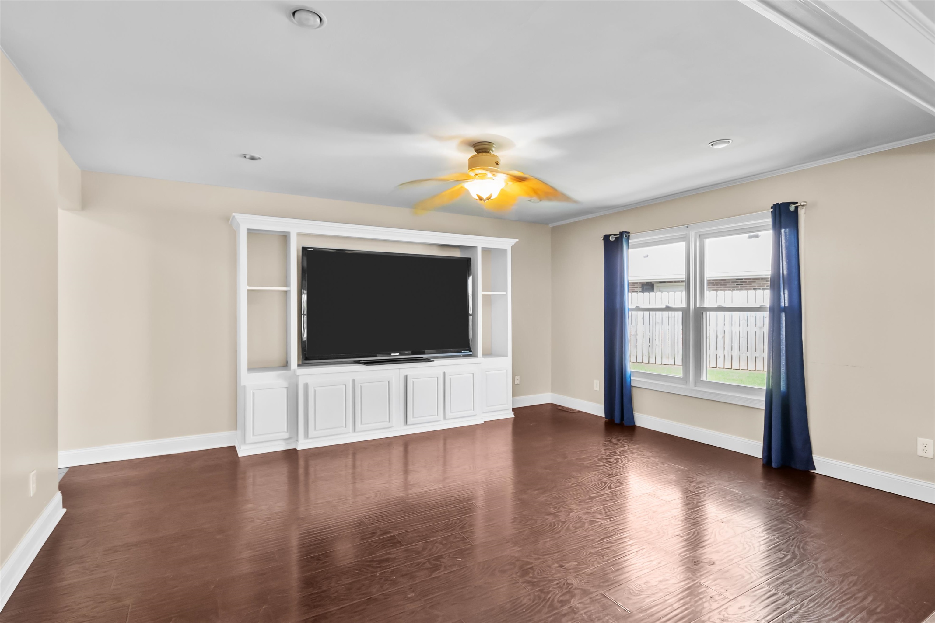 2315 Chateaugay LP, Owensboro, Kentucky 42301, 4 Bedrooms Bedrooms, ,2 BathroomsBathrooms,Single Family Residence,For Sale,Chateaugay LP,92434