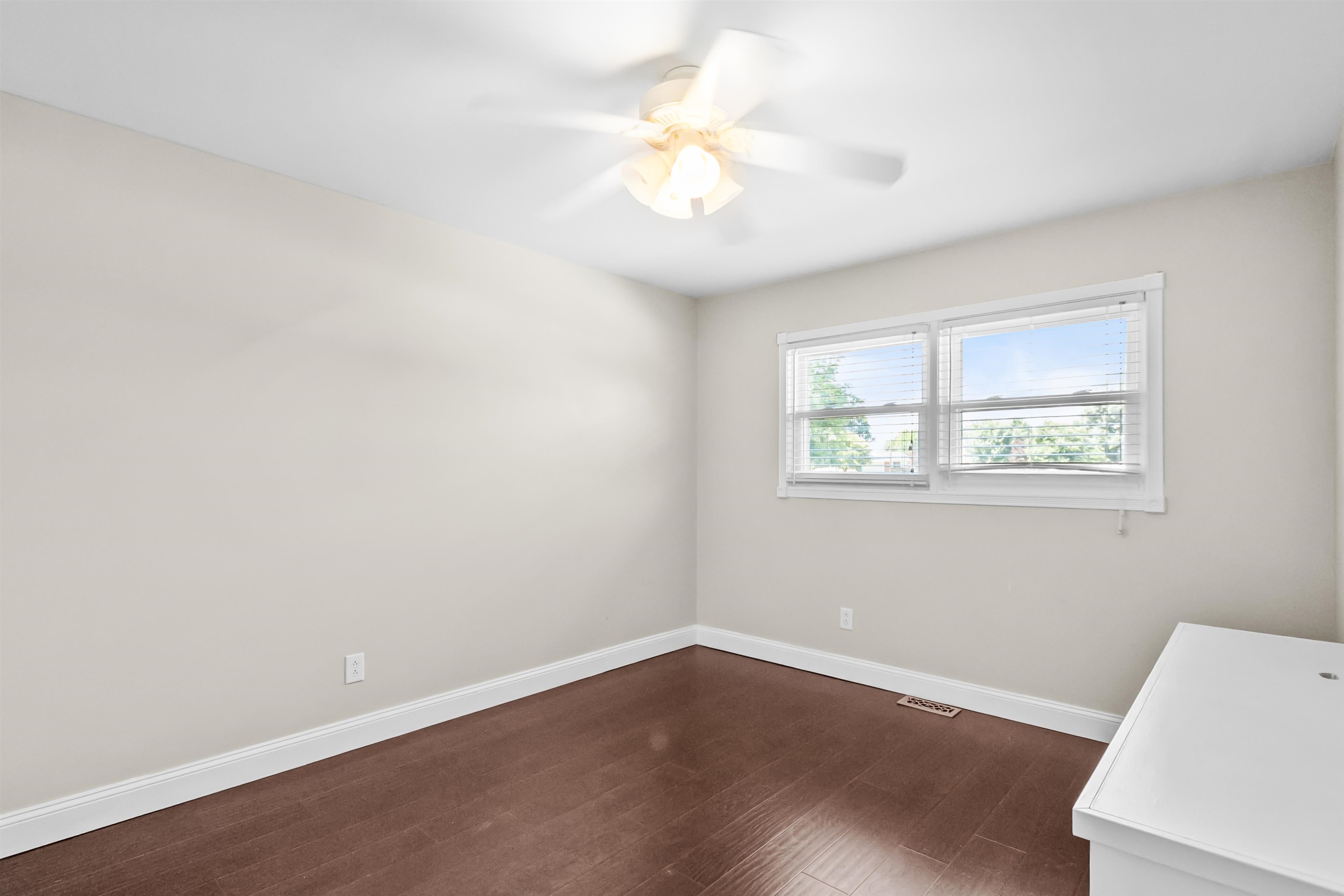 2315 Chateaugay LP, Owensboro, Kentucky 42301, 4 Bedrooms Bedrooms, ,2 BathroomsBathrooms,Single Family Residence,For Sale,Chateaugay LP,92434
