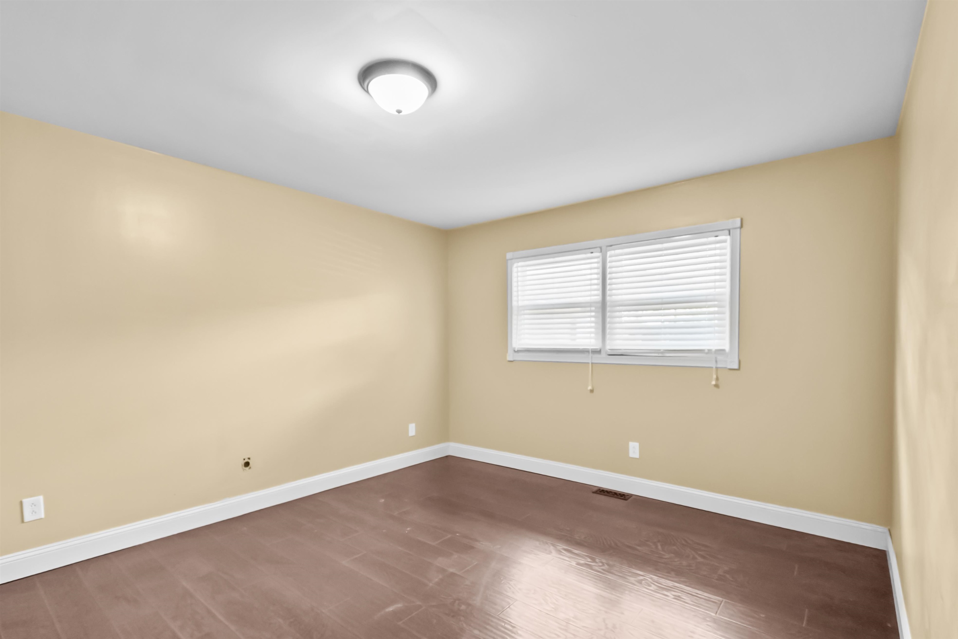 2315 Chateaugay LP, Owensboro, Kentucky 42301, 4 Bedrooms Bedrooms, ,2 BathroomsBathrooms,Single Family Residence,For Sale,Chateaugay LP,92434