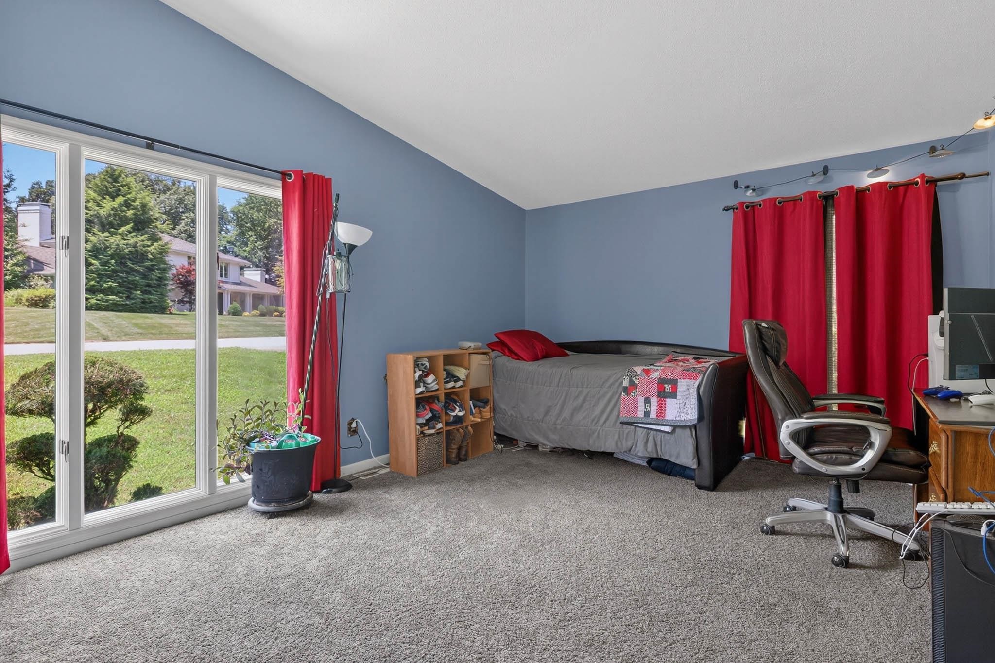 4119 Hunting Creek Drive, Owensboro, Kentucky 42303, 4 Bedrooms Bedrooms, ,3 BathroomsBathrooms,Single Family Residence,For Sale,Hunting Creek Drive,92437
