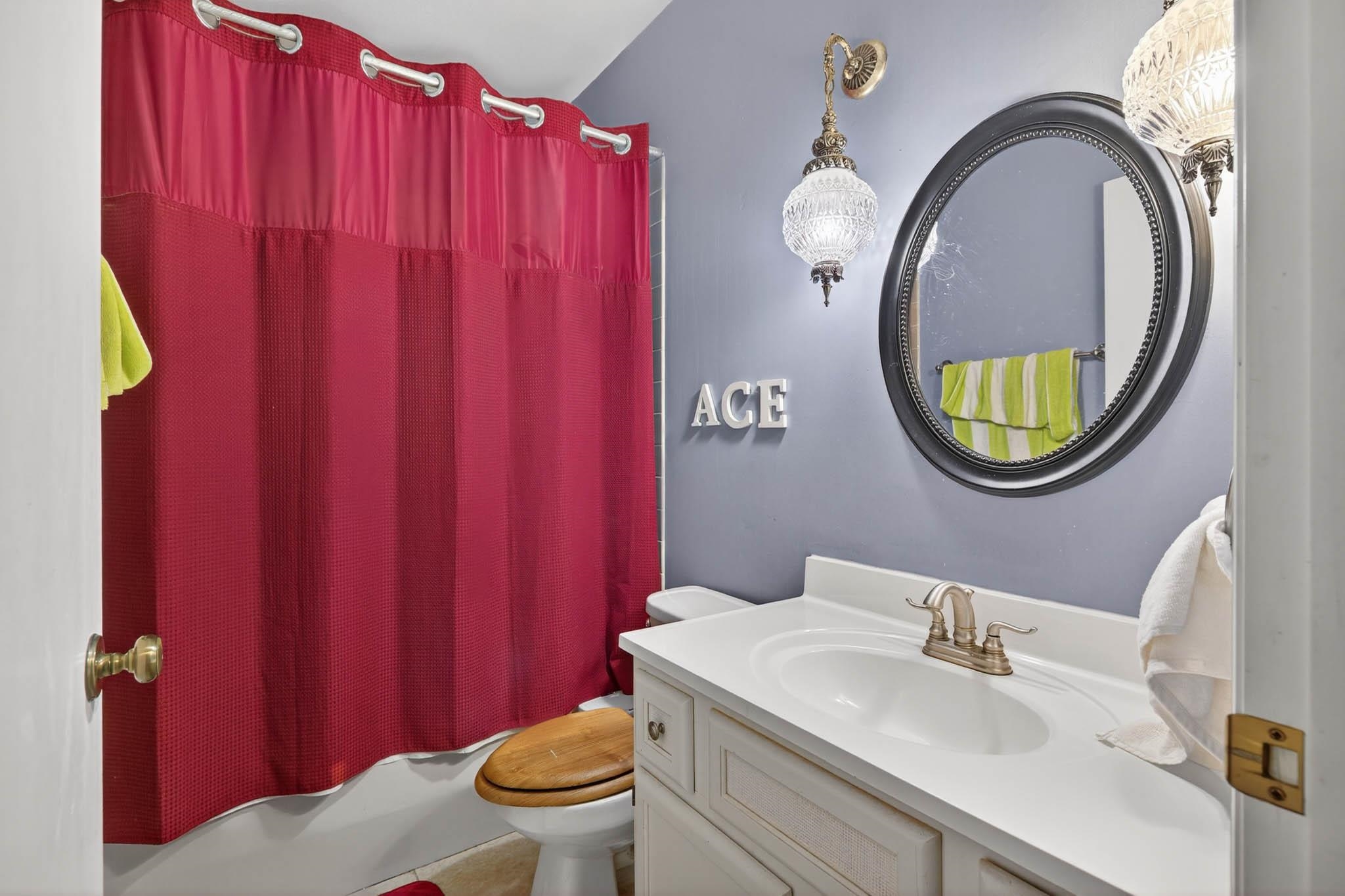 4119 Hunting Creek Drive, Owensboro, Kentucky 42303, 4 Bedrooms Bedrooms, ,3 BathroomsBathrooms,Single Family Residence,For Sale,Hunting Creek Drive,92437