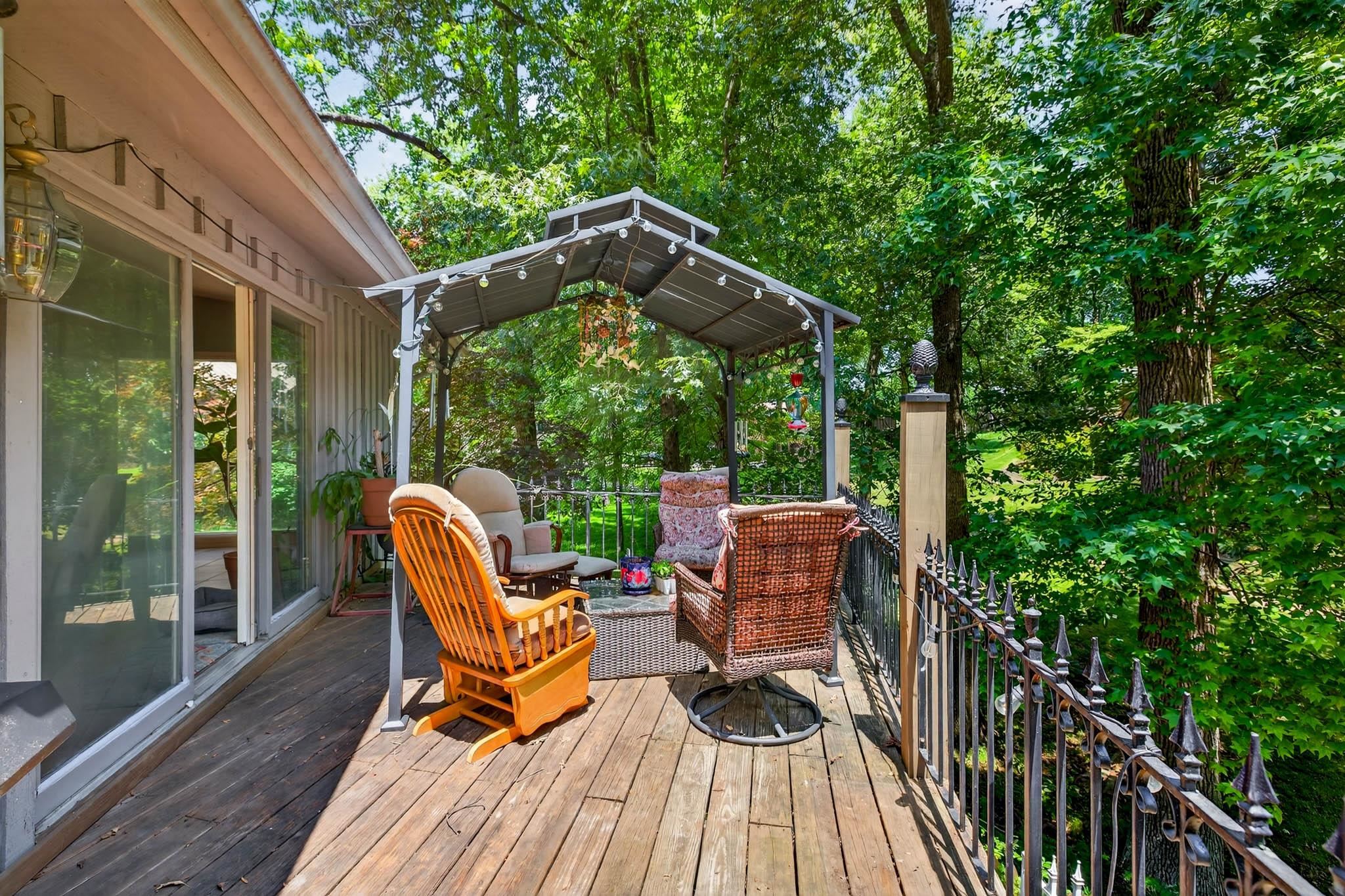 4119 Hunting Creek Drive, Owensboro, Kentucky 42303, 4 Bedrooms Bedrooms, ,3 BathroomsBathrooms,Single Family Residence,For Sale,Hunting Creek Drive,92437